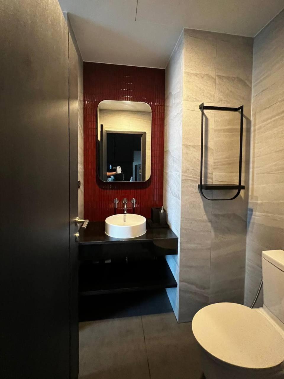 Apartment Edge *