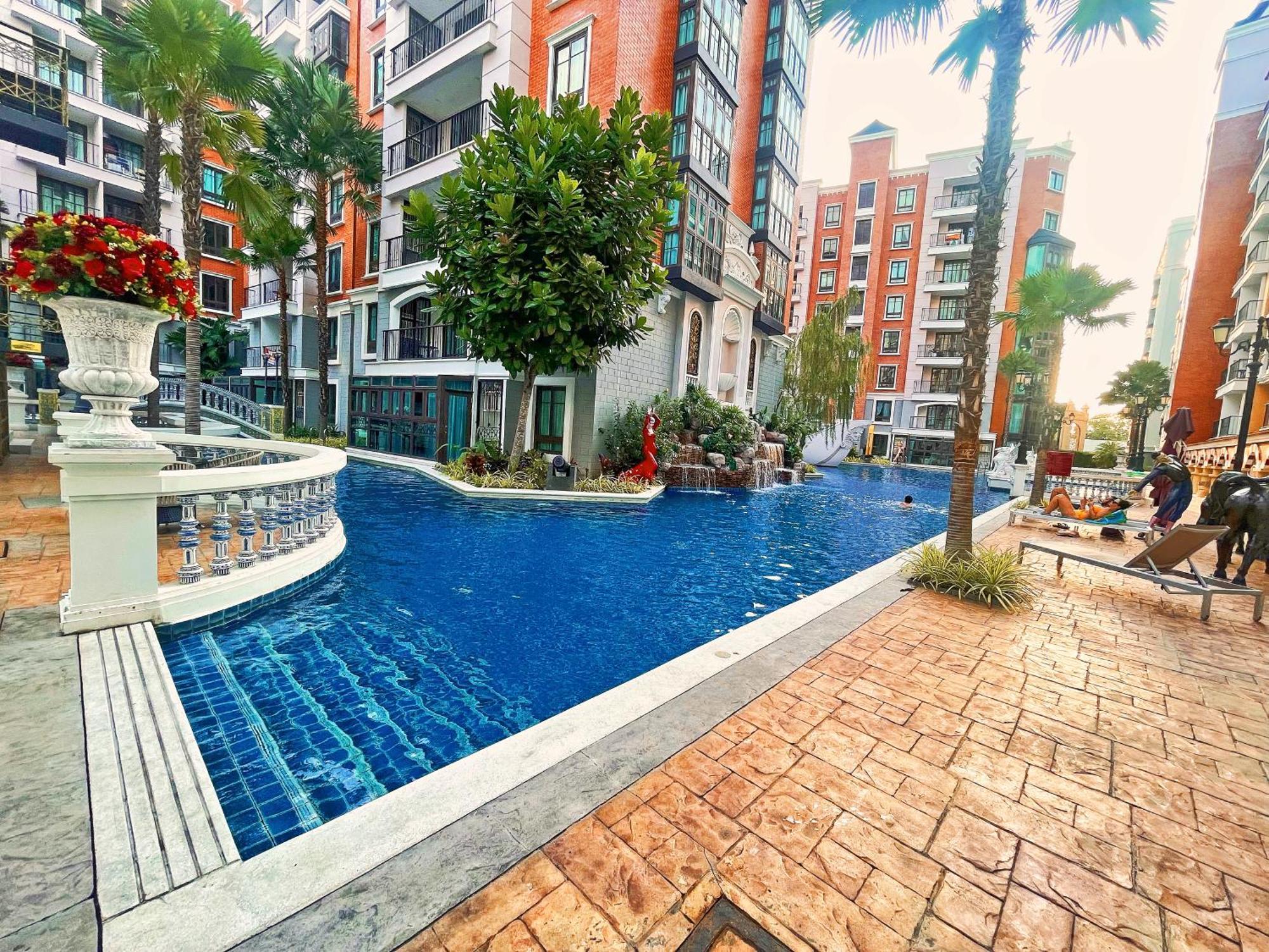 Espana Vacation Jomtien & Yahaha Apartment
