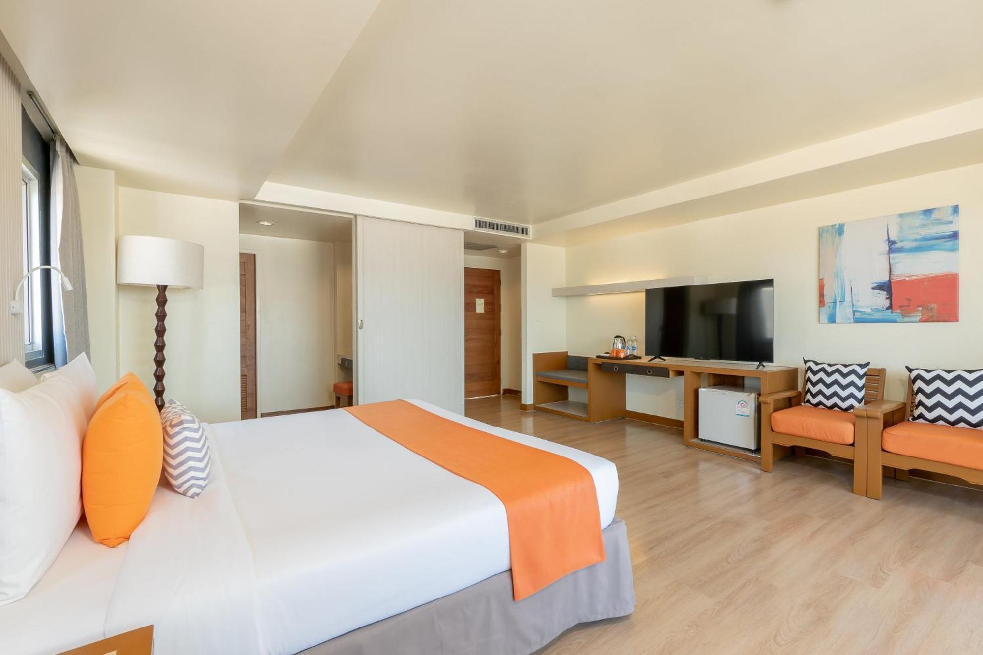 Hotel Sunshine & Residences Pattaya