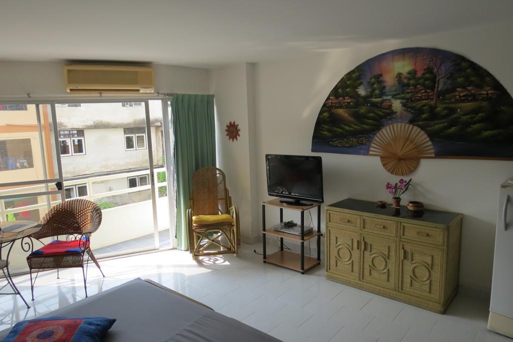 Apartment View Talay 1b