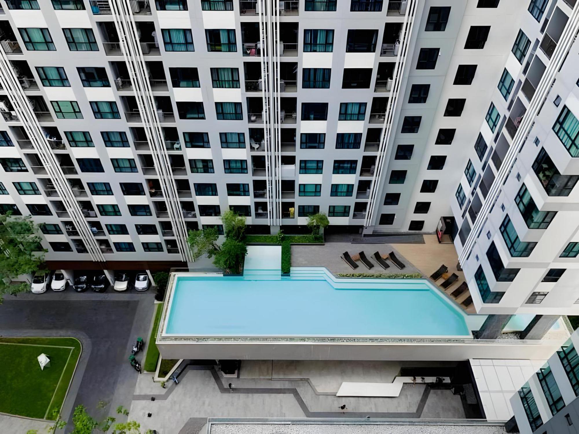 The Base At Pattaya