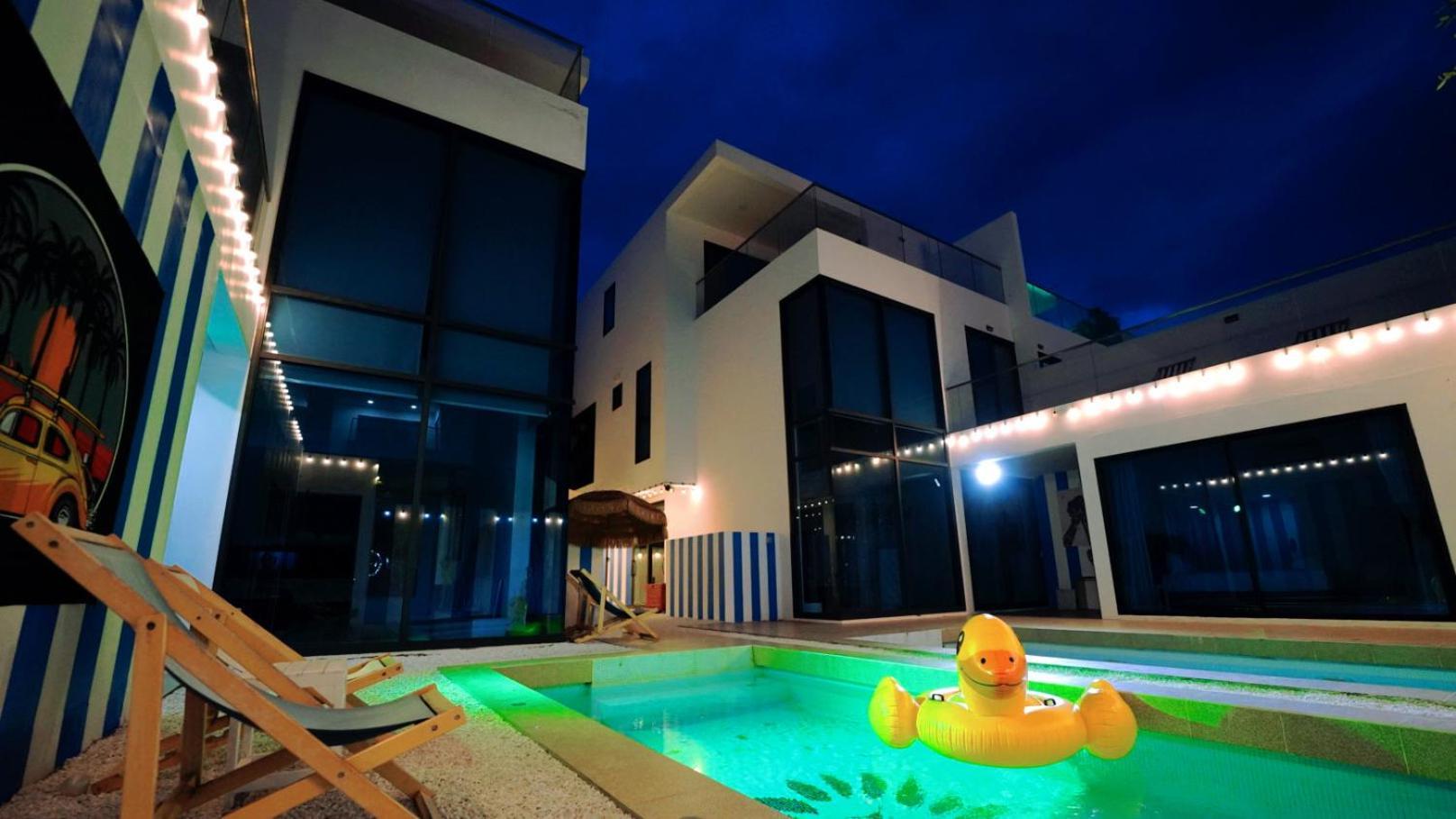 Palm Spring Villas 七卧豪华泳池别墅 Villa