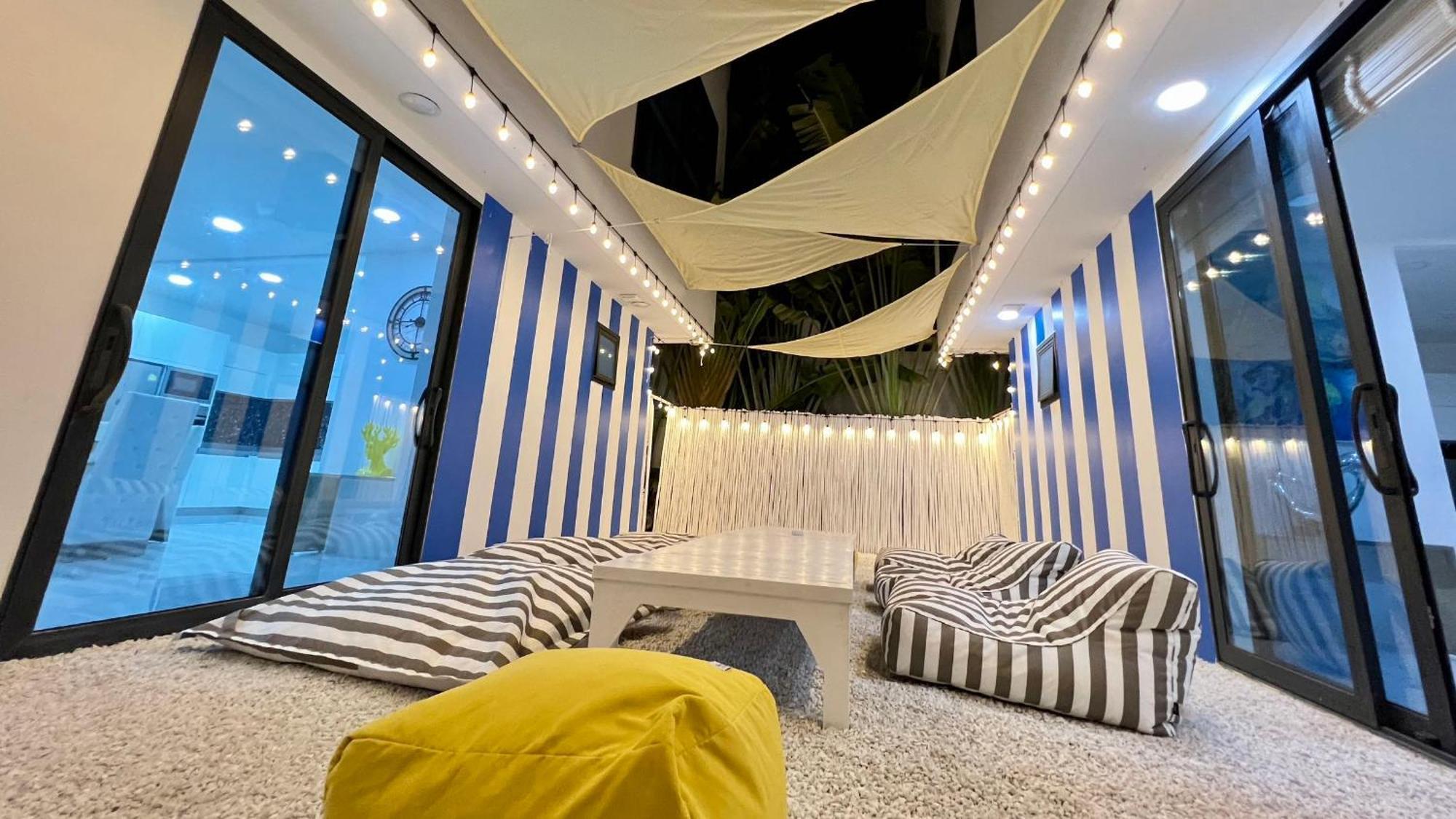 Palm Spring Villas 七卧豪华泳池别墅 Pattaya