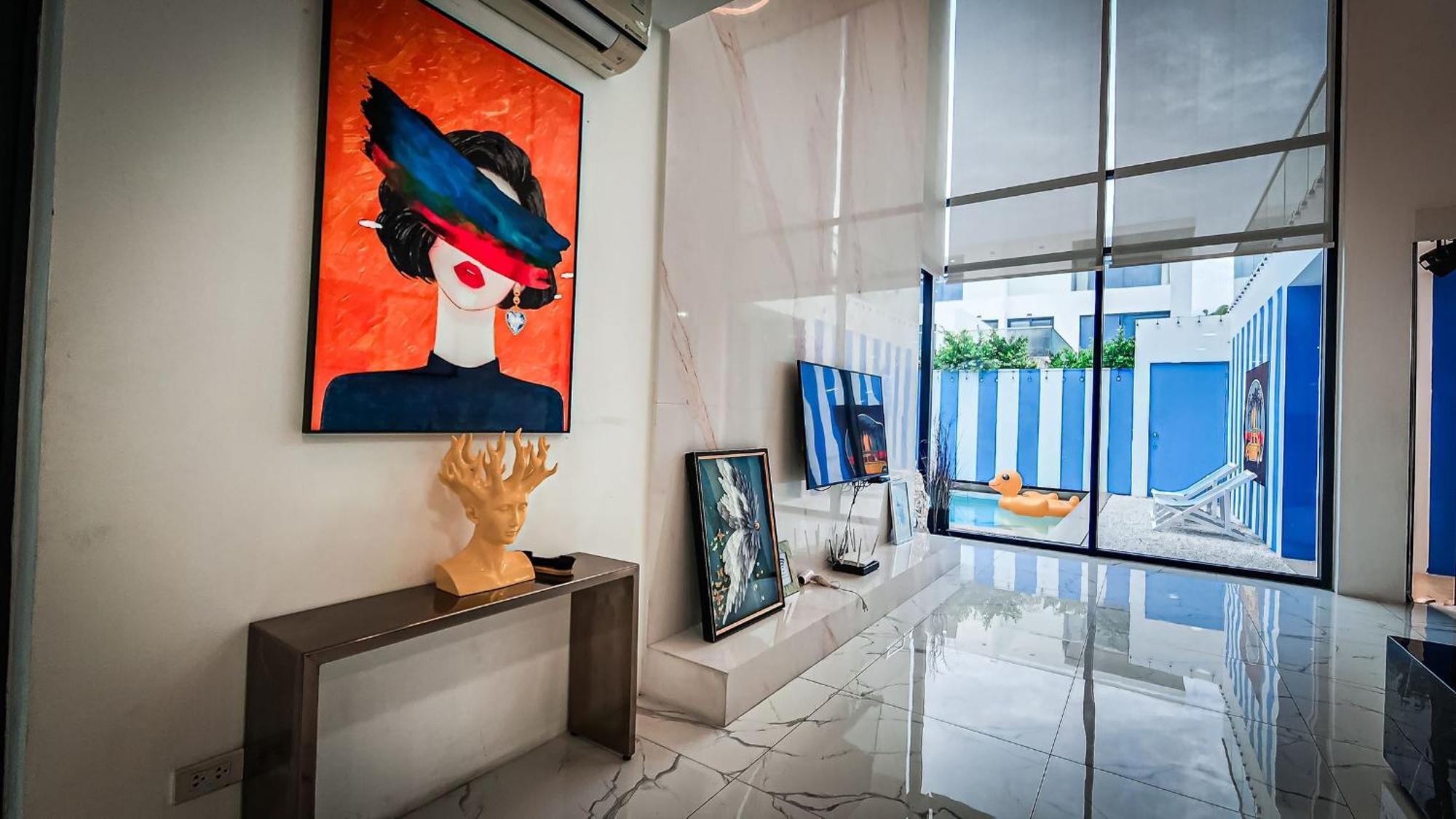 Palm Spring Villas 七卧豪华泳池别墅 Villa Pattaya
