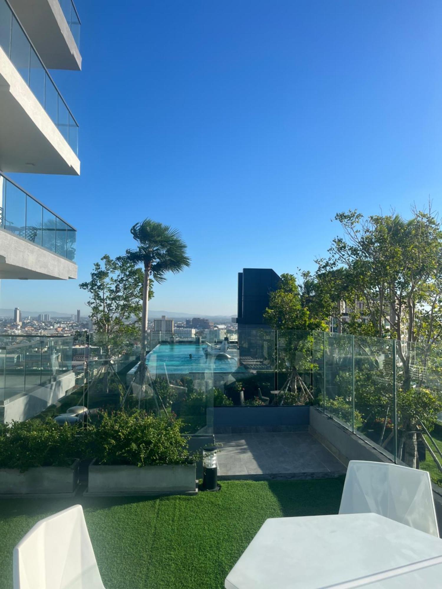 Arcadia Millennium Tower Apartment