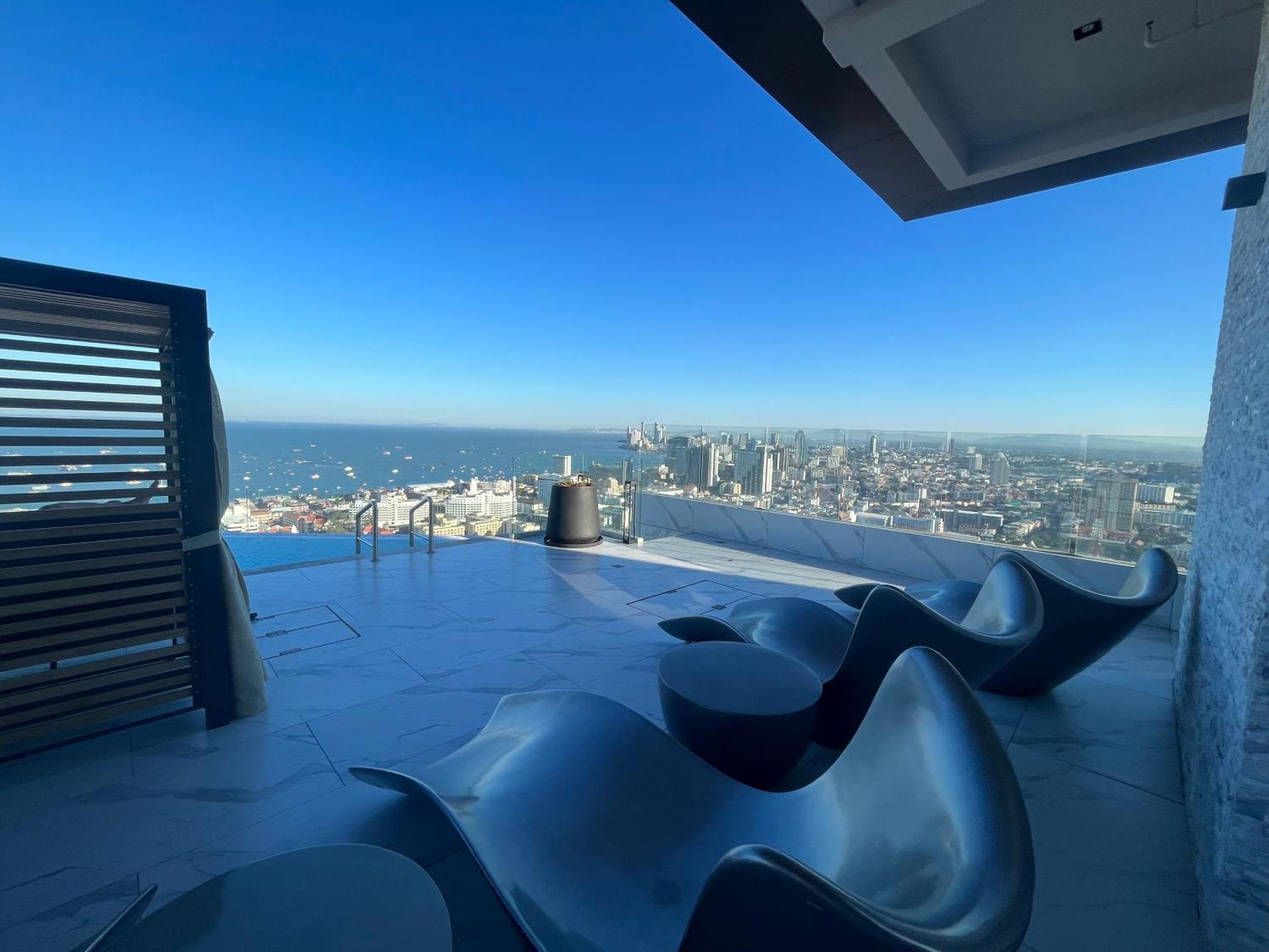 Apartment Arcadia Millennium Tower Pattaya
