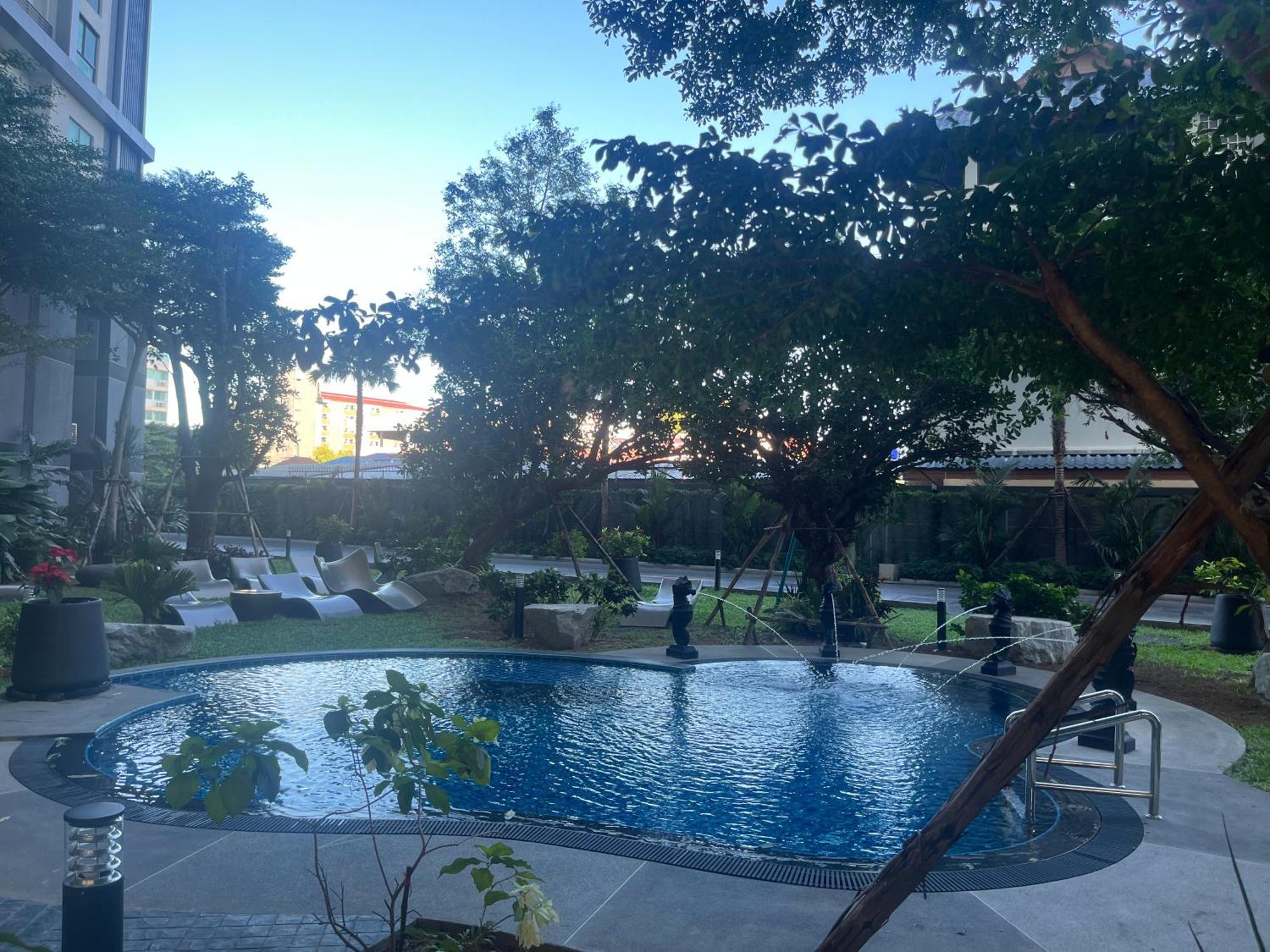 Arcadia Millennium Tower Apartment Pattaya