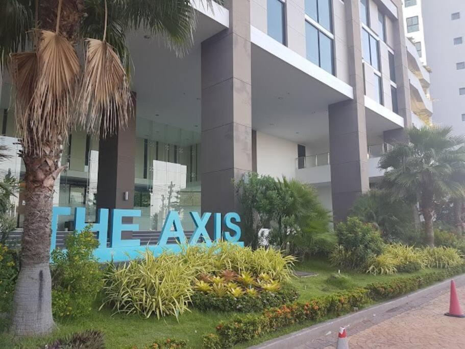 Apartment The Axis Pattaya