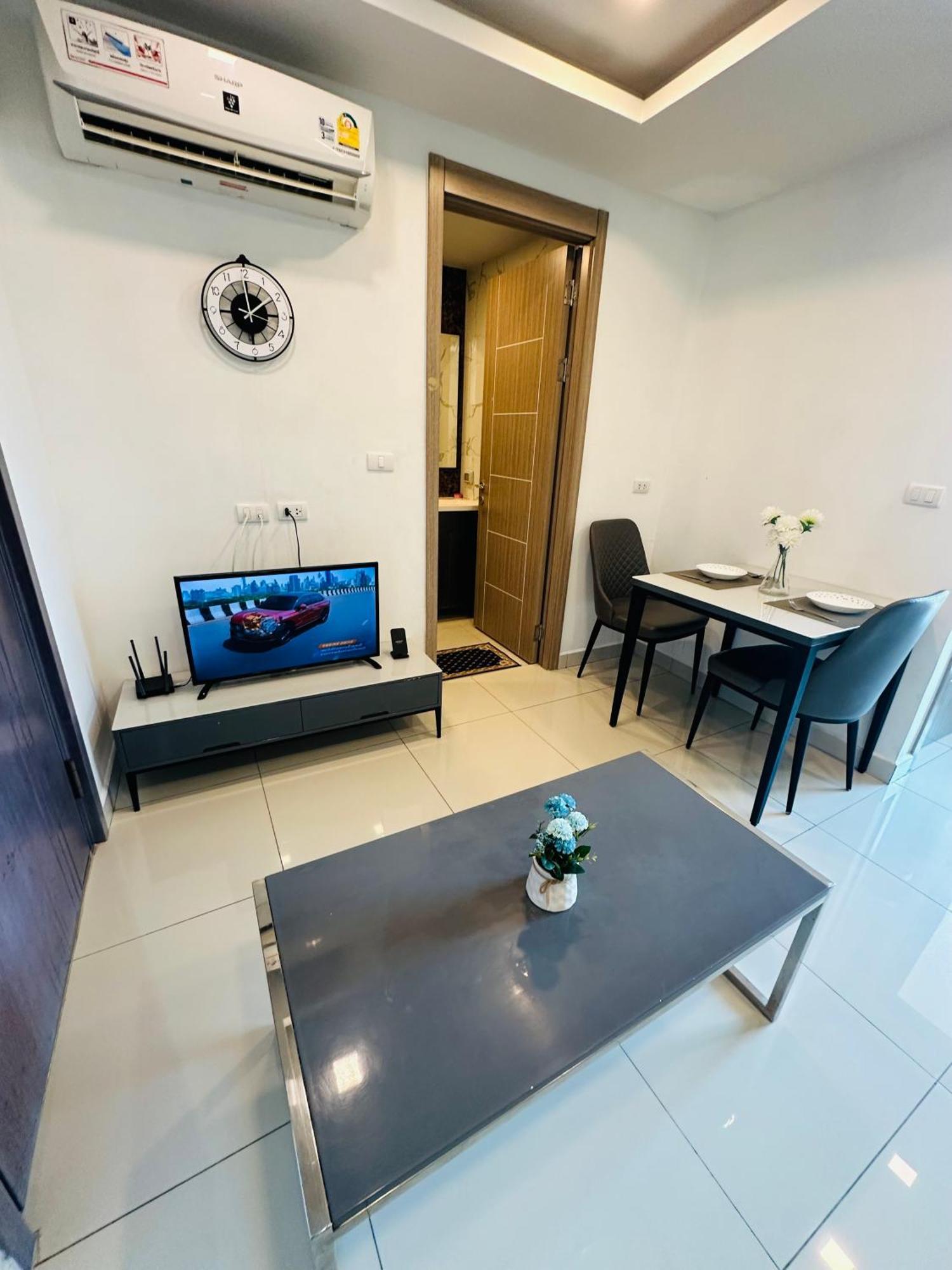 Arcadia Continental With Washing Machine Apartment Pattaya