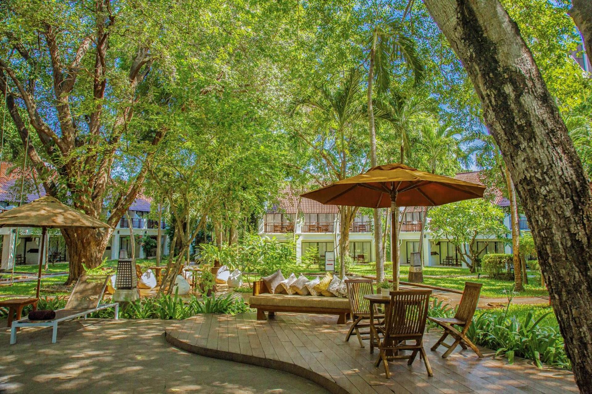 Resort Woodlands And