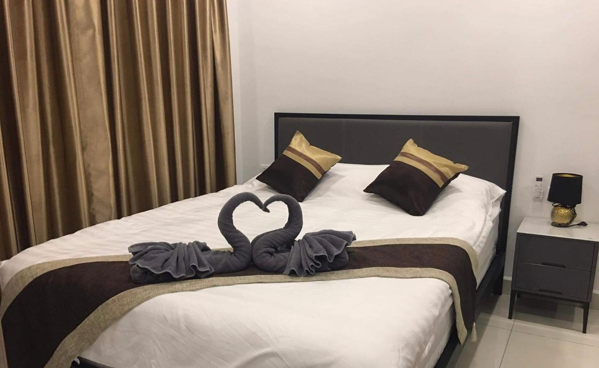 Arcadia Continental In Jomtien โรงแรม