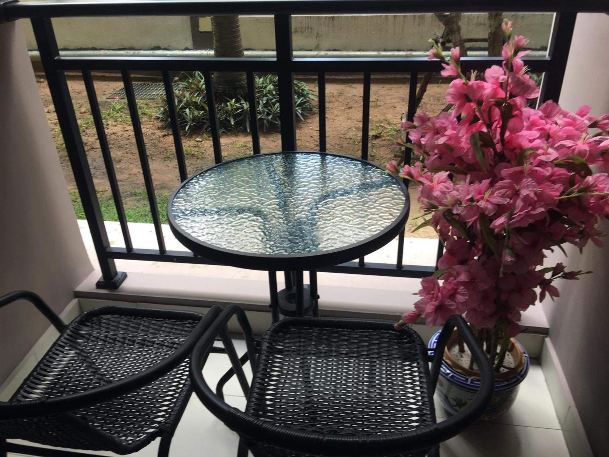 Arcadia Continental In Jomtien * Pattaya