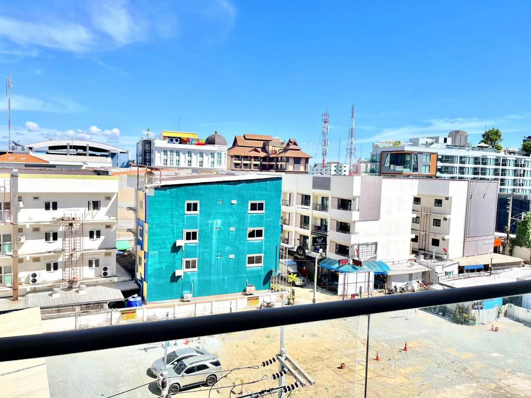 芭提雅中心地带 Centara Avenue 一房公寓 6楼 紧邻海滩，酒吧街，高速互联网 Apartment Pattaya