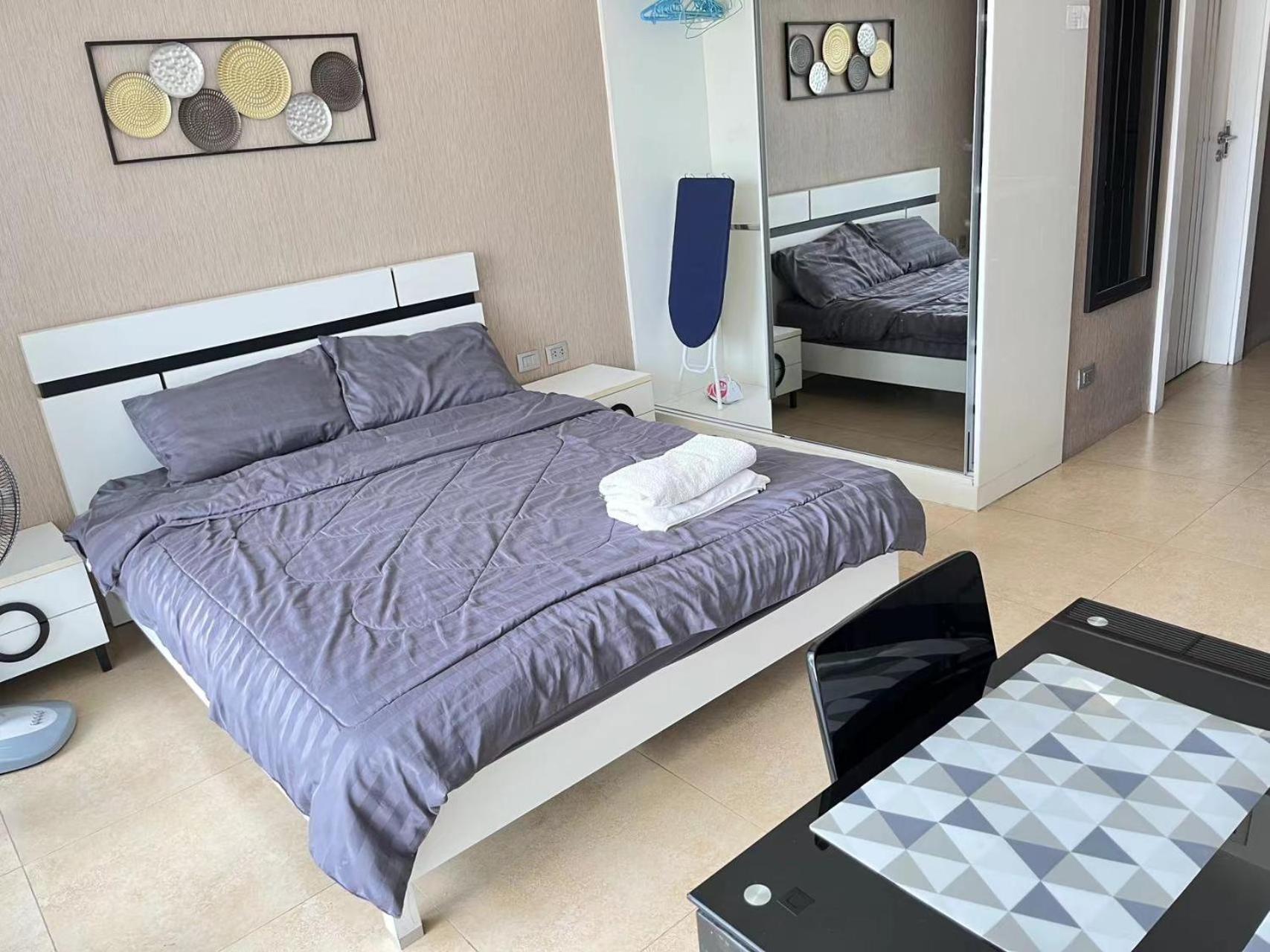 芭提雅中心地带 Centara Avenue 一房公寓 5楼 紧邻海滩，酒吧街，高速互联网 Pattaya