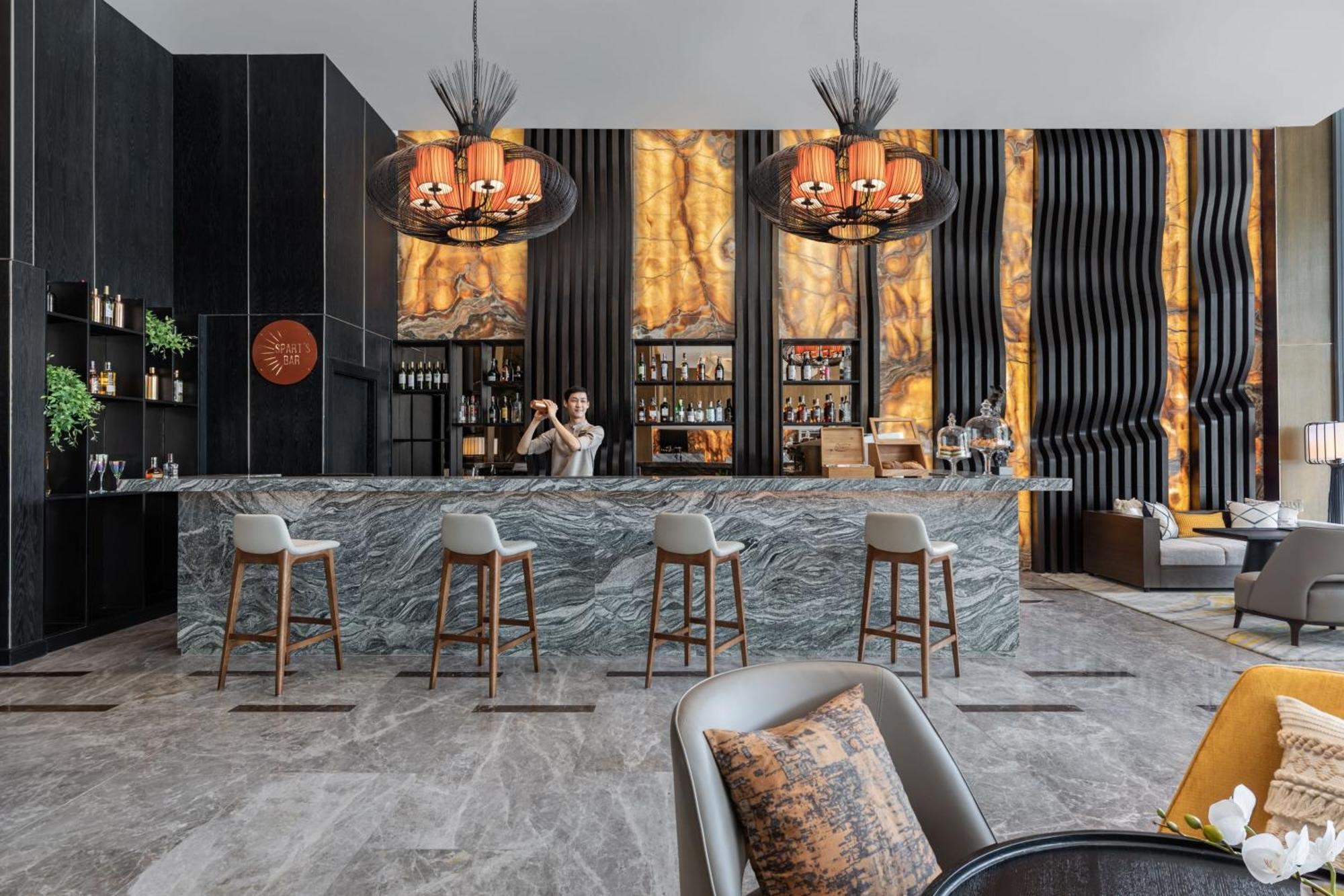 Hotel Courtyard By Marriott North