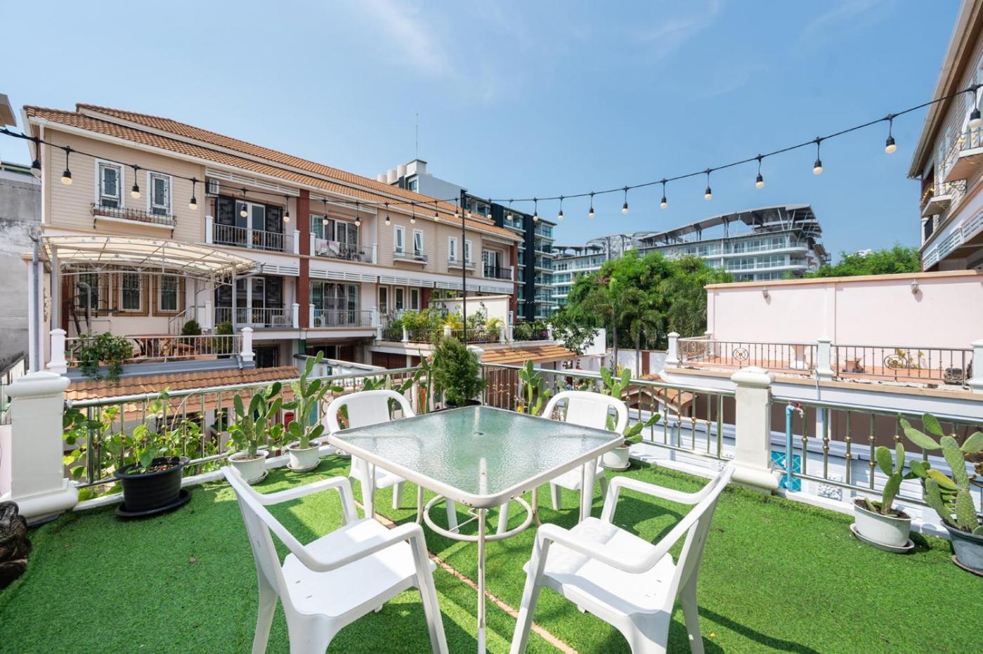 The Terrace Pratumnak Pool Pattaya