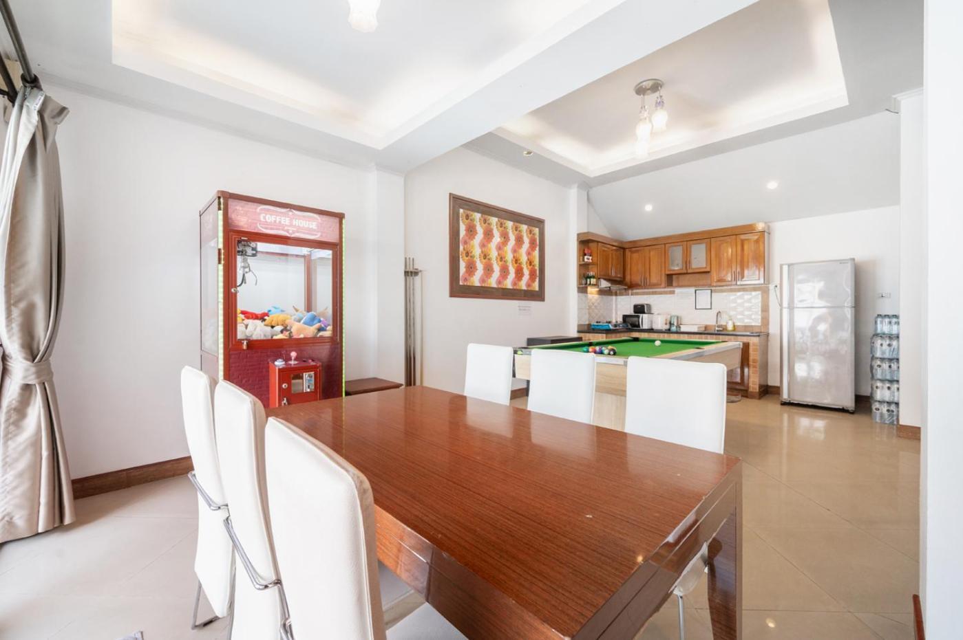 The Terrace Pratumnak Pool Villa Pattaya
