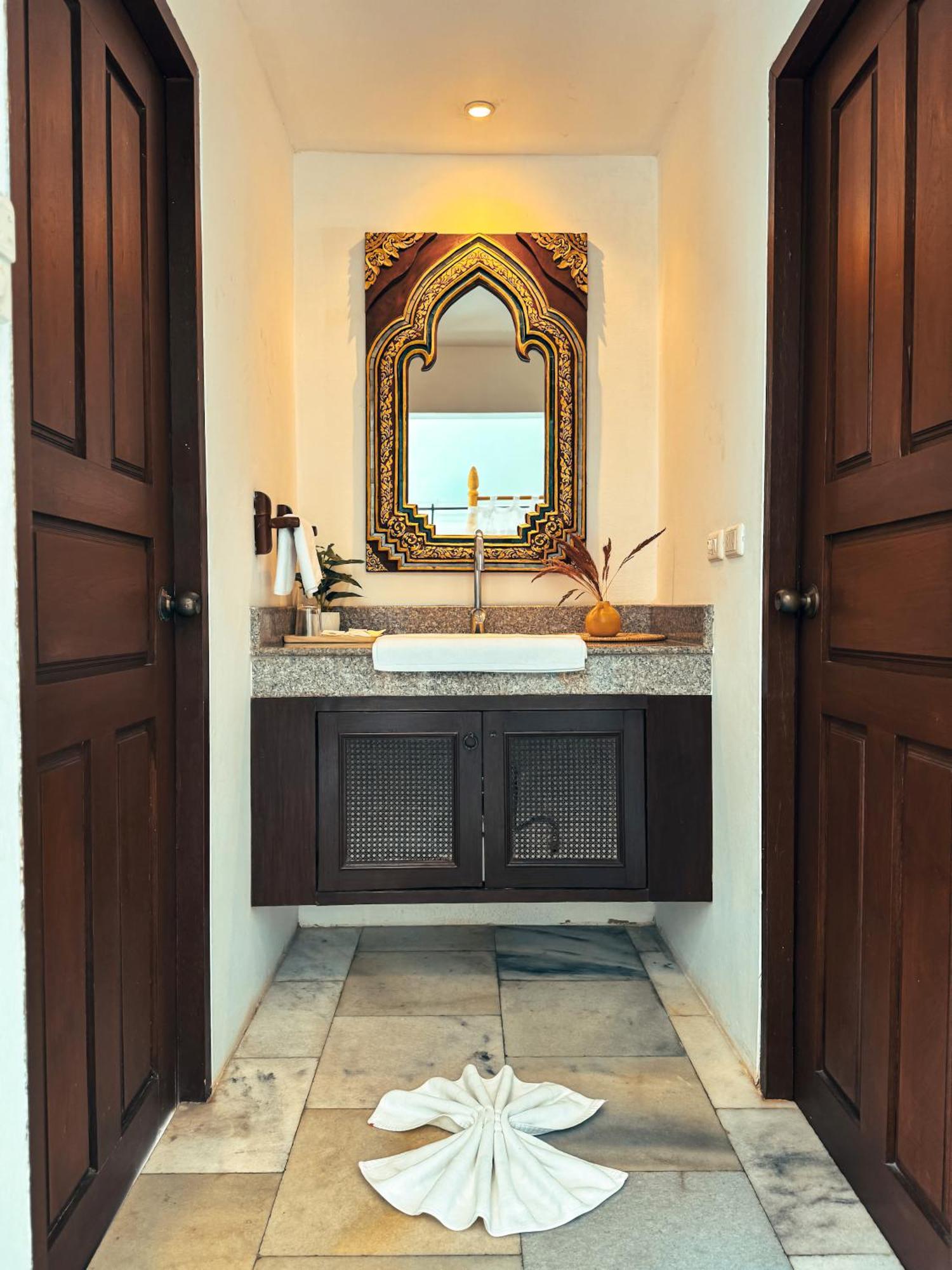 Raya Private Pool