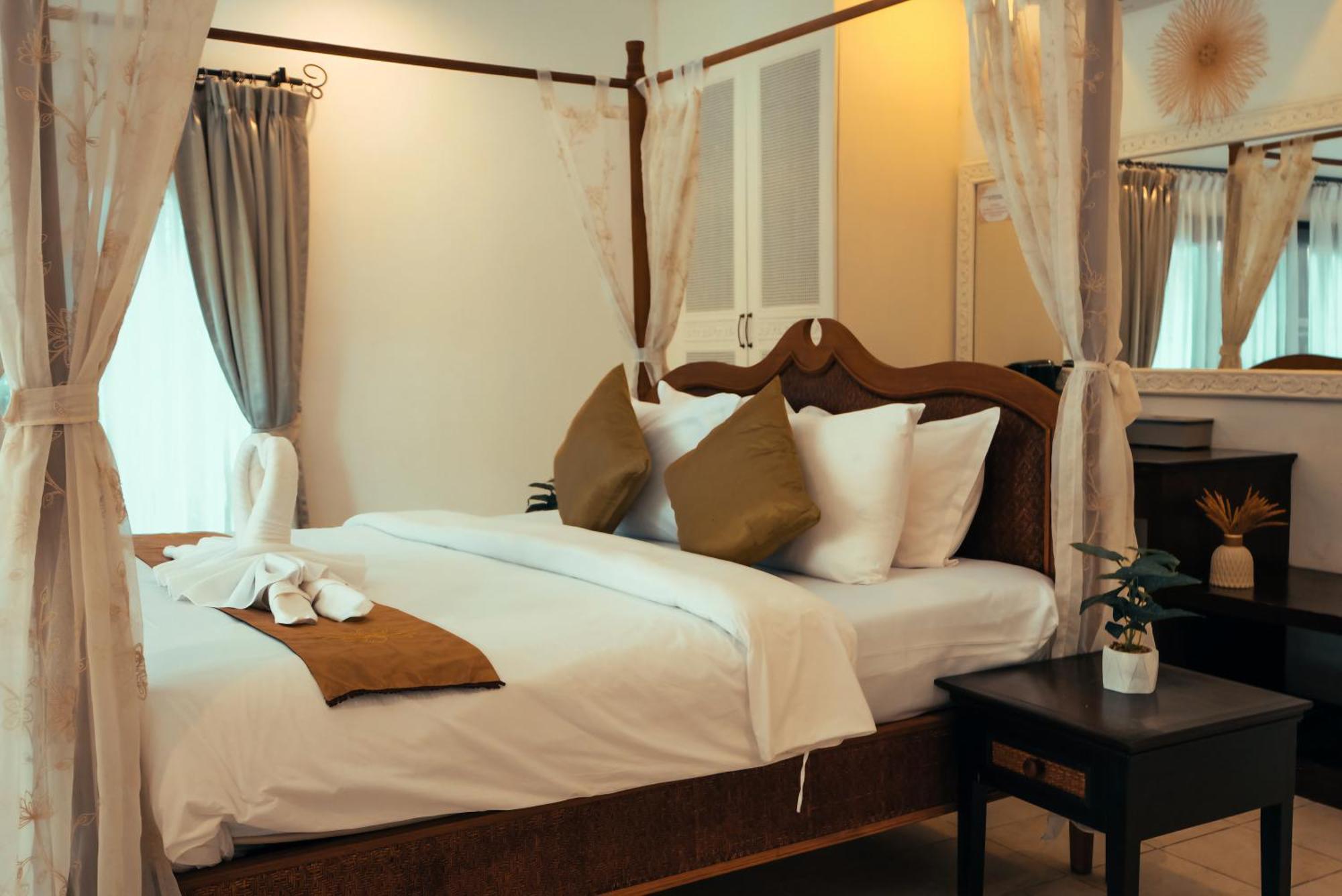 Raya Private Pool Hotel