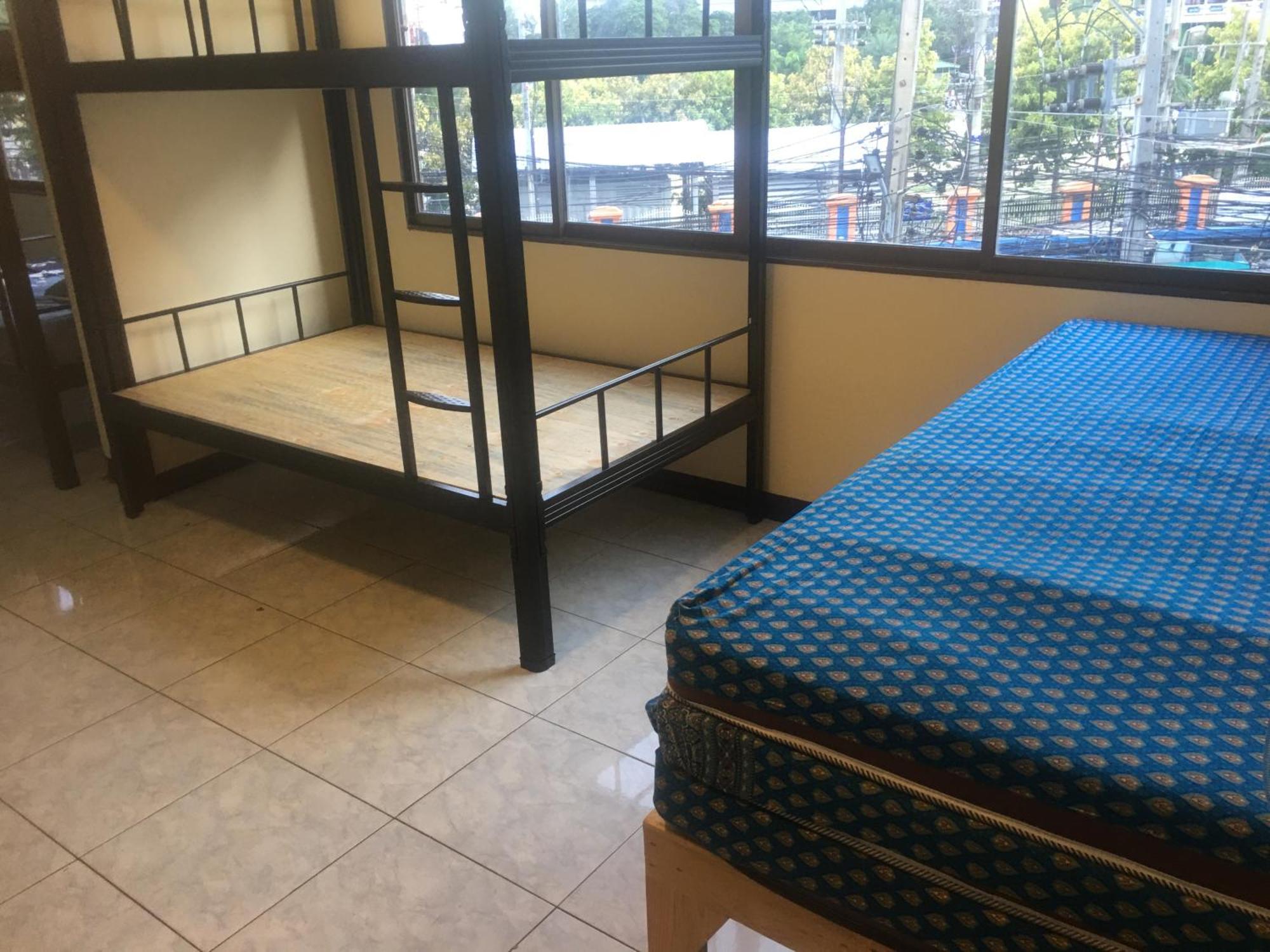 Gung Domitory Hostel