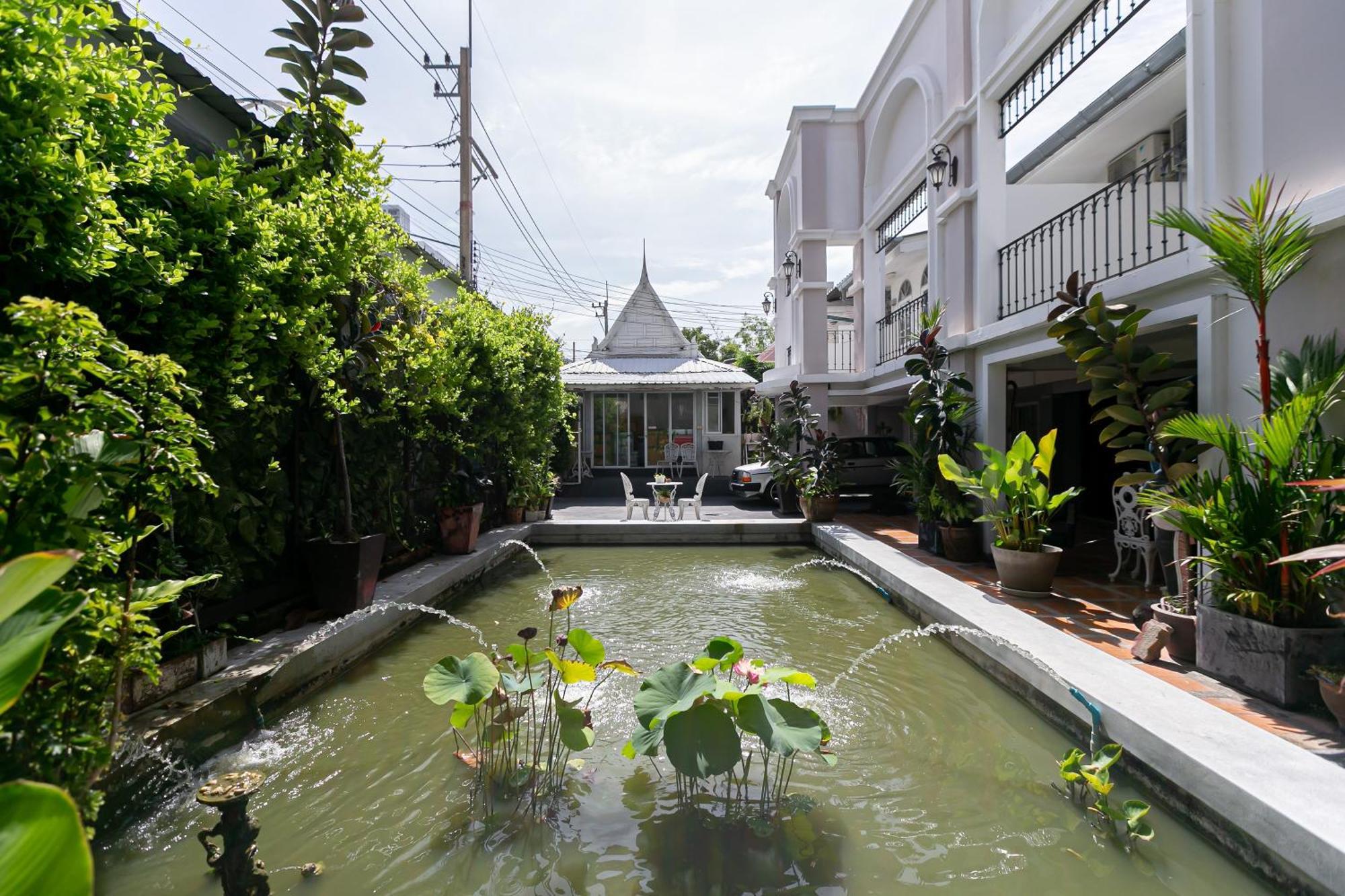 Wong Amat House Hotel 2*