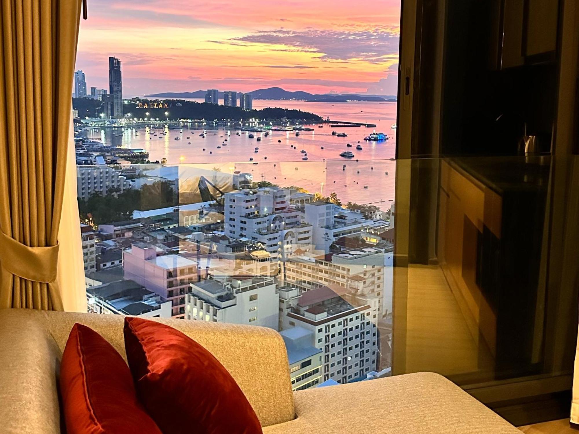 Edge Oasis Apartment Pattaya