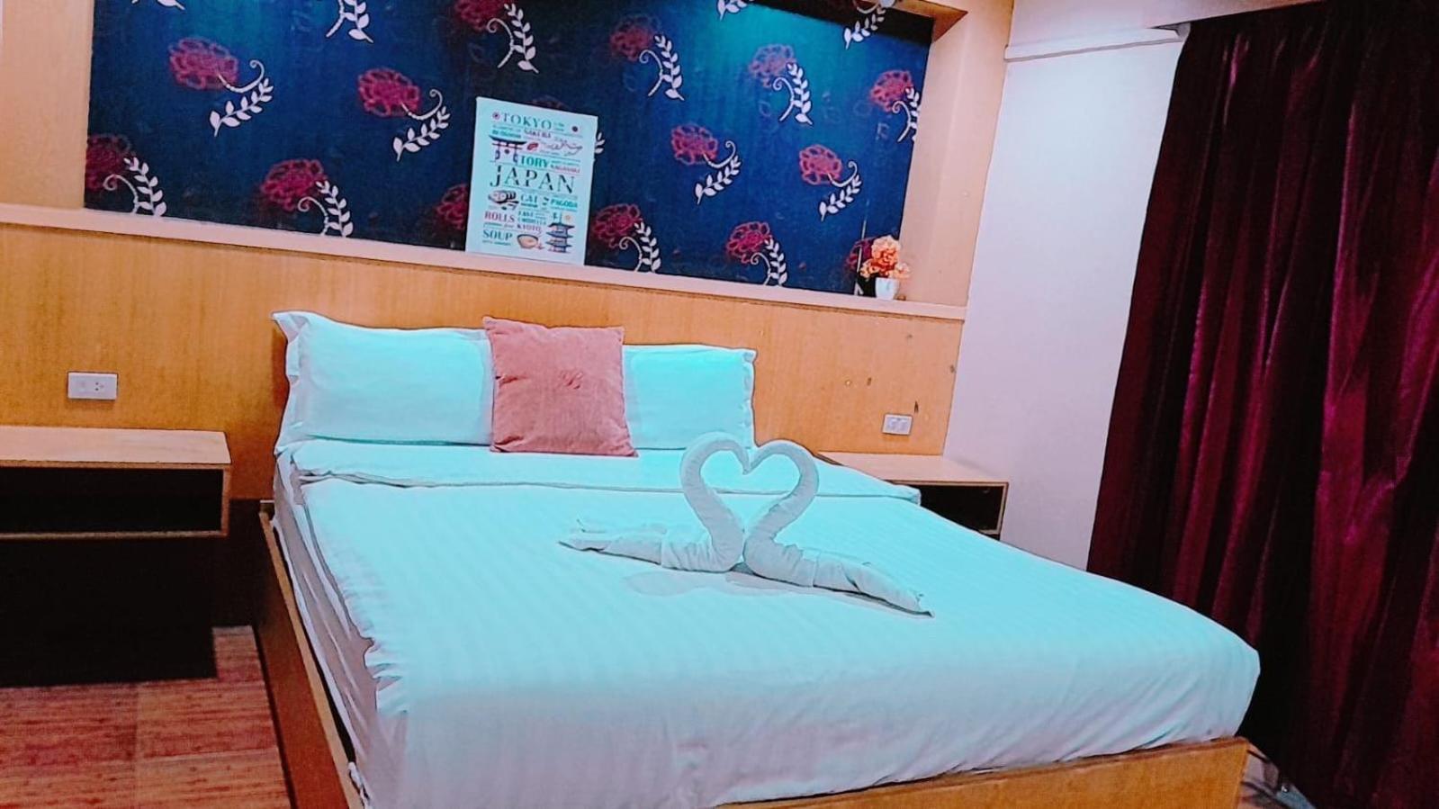 New Pind Balluchi Hotel