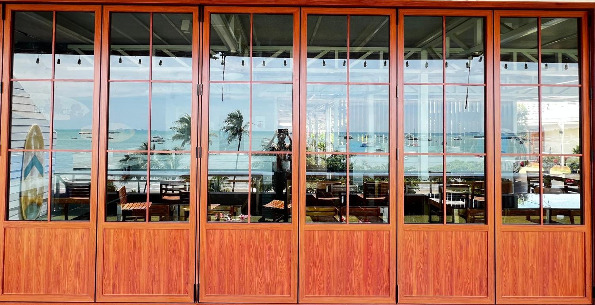 Baywalk Hotel 3*