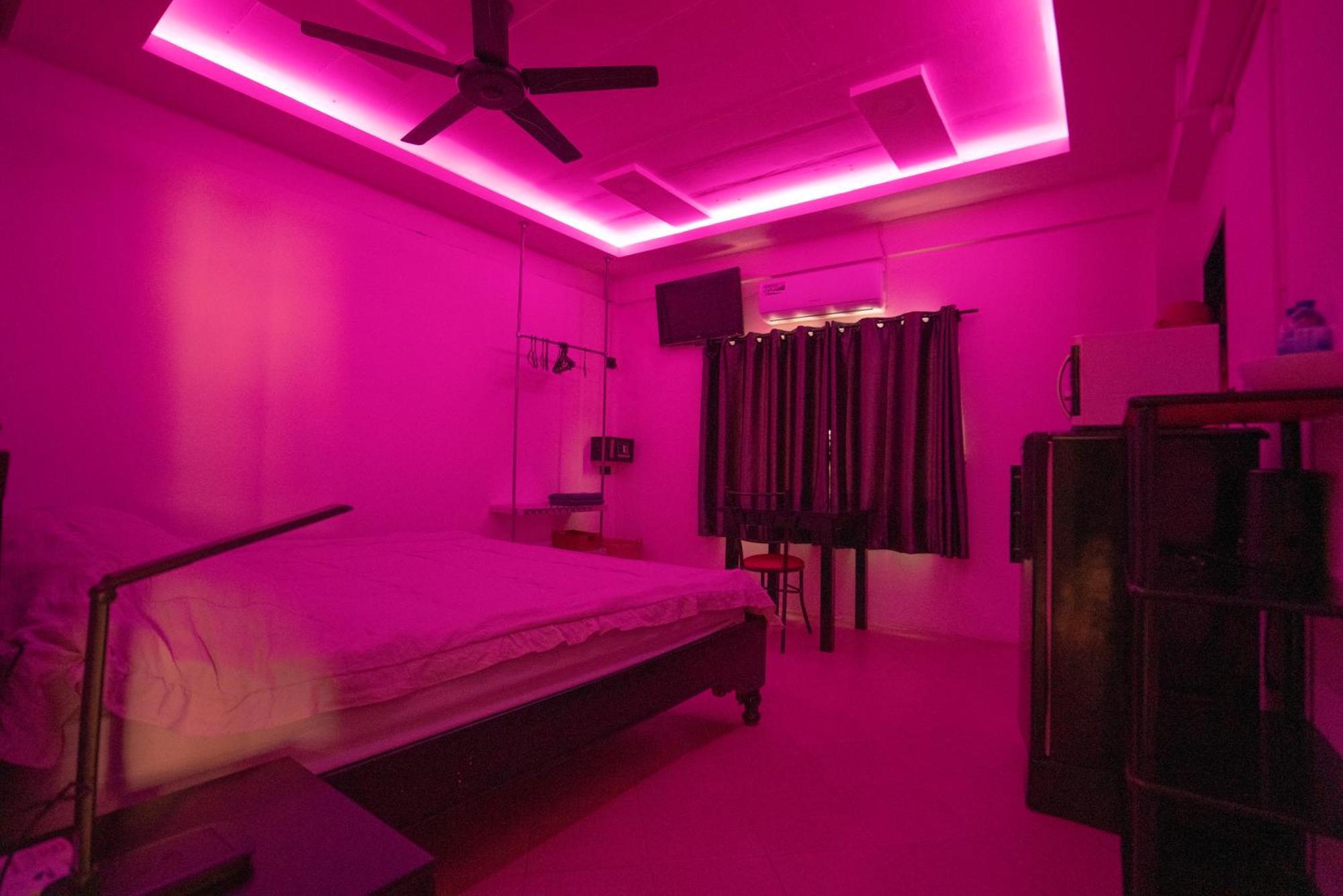 Guest house Splash Bar And