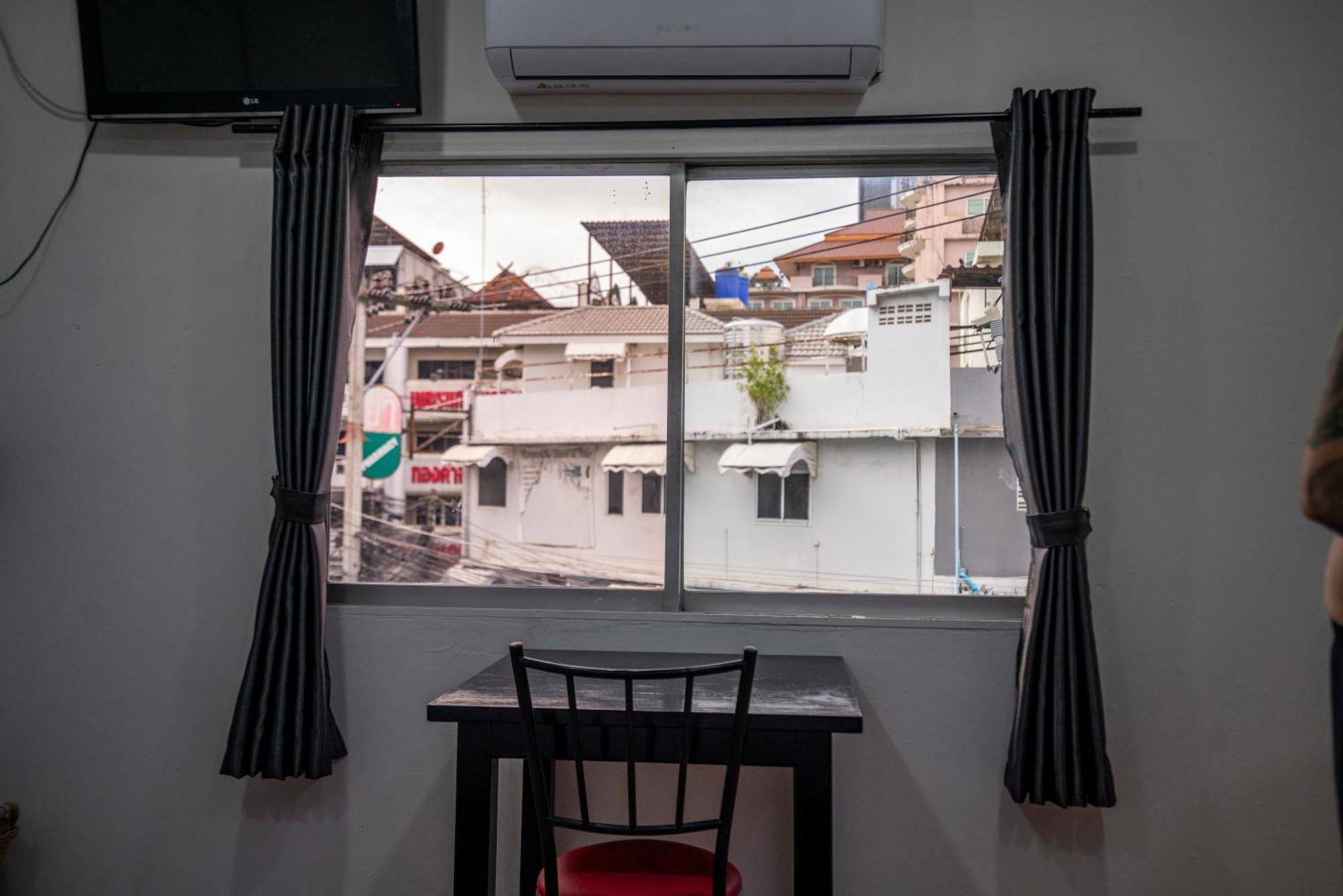 Splash Bar And Pattaya