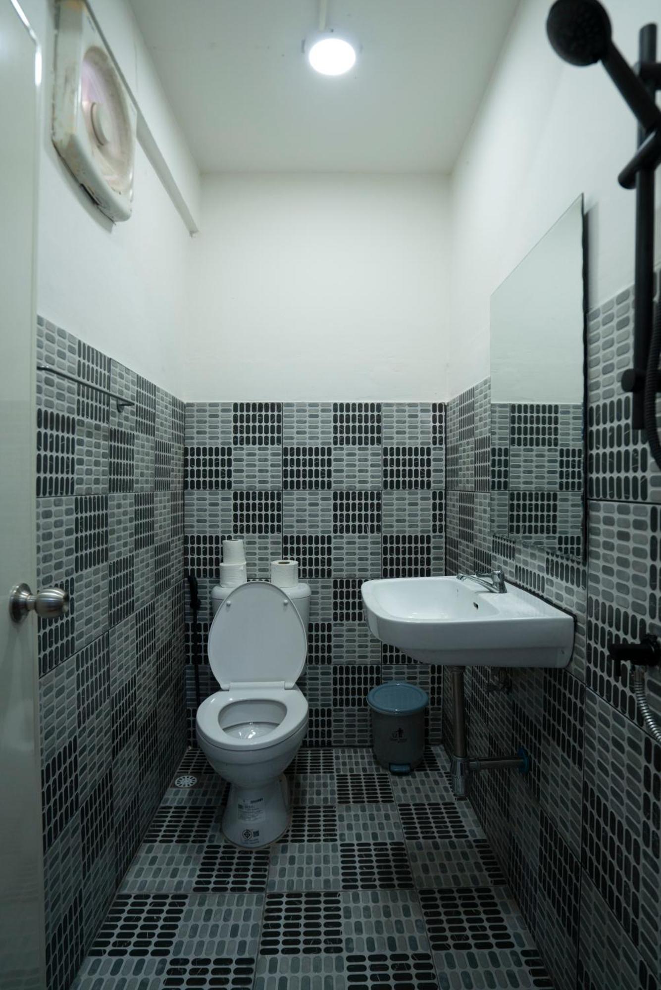 Splash Bar And 3* Pattaya