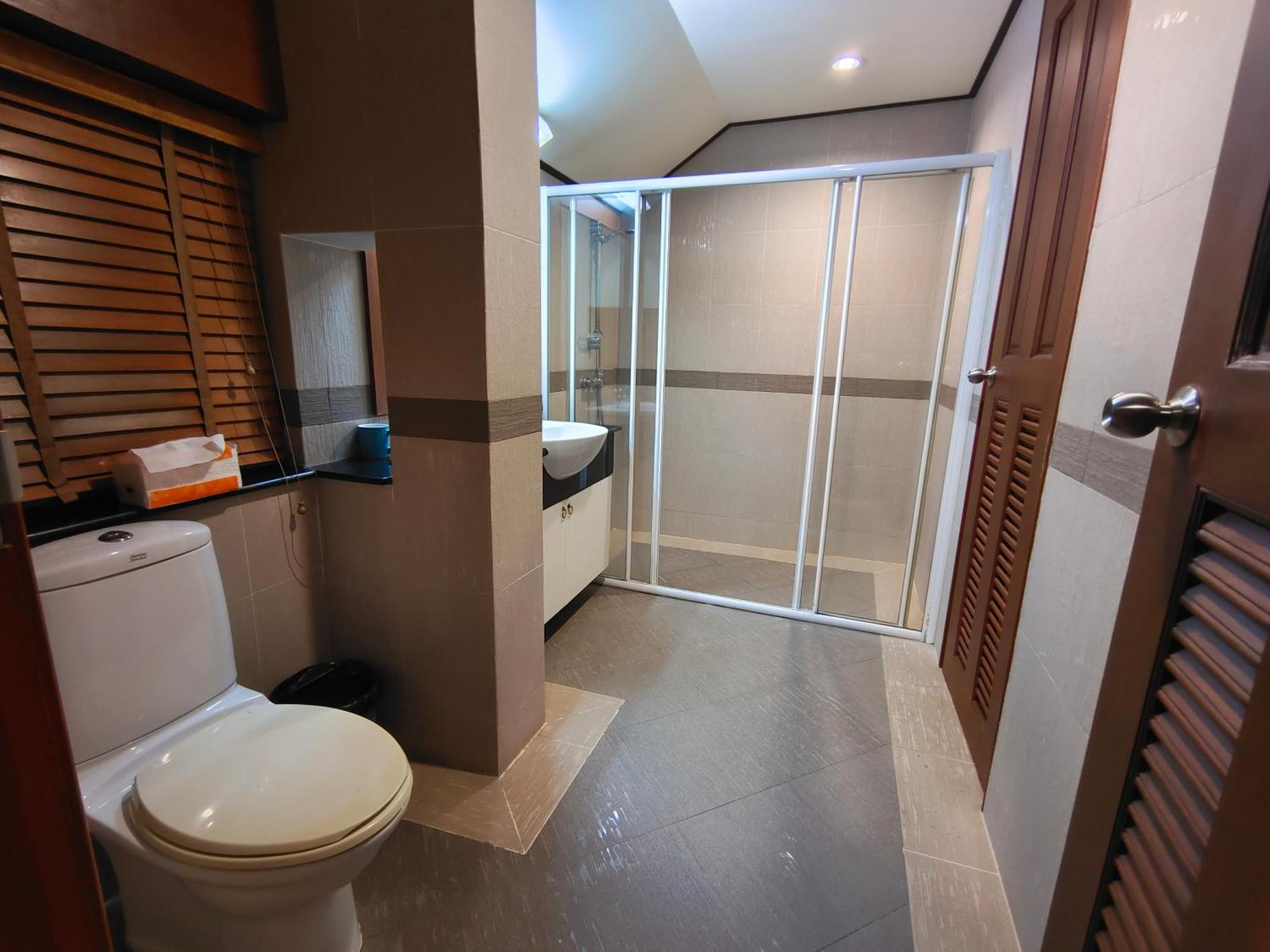 Villa Baan Natcha Pool Center