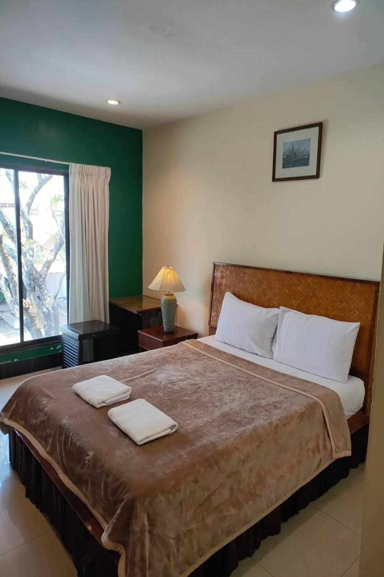 Deeden Hotel Pattaya