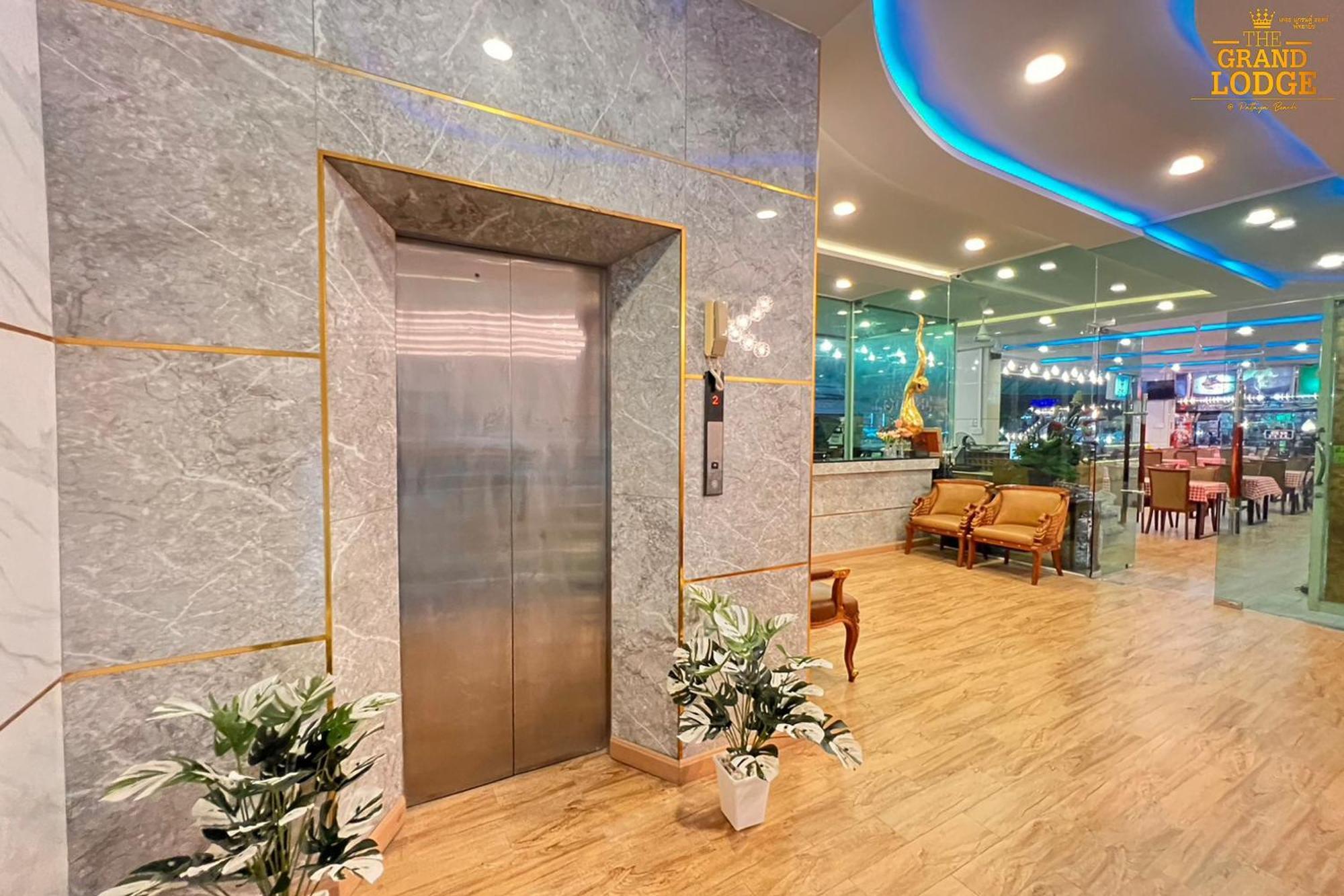 Hotel The Grand Pattaya