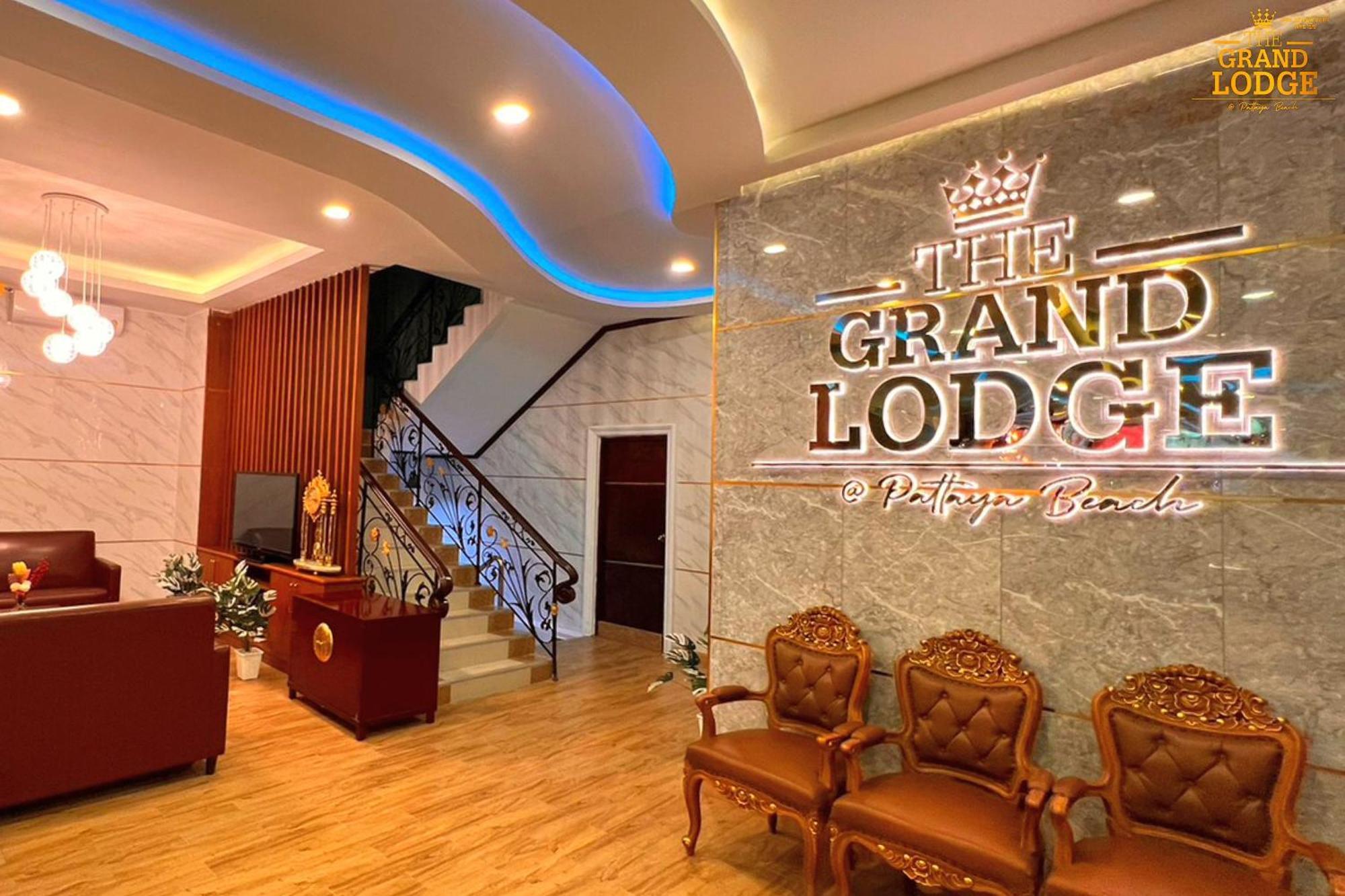 The Grand 3*