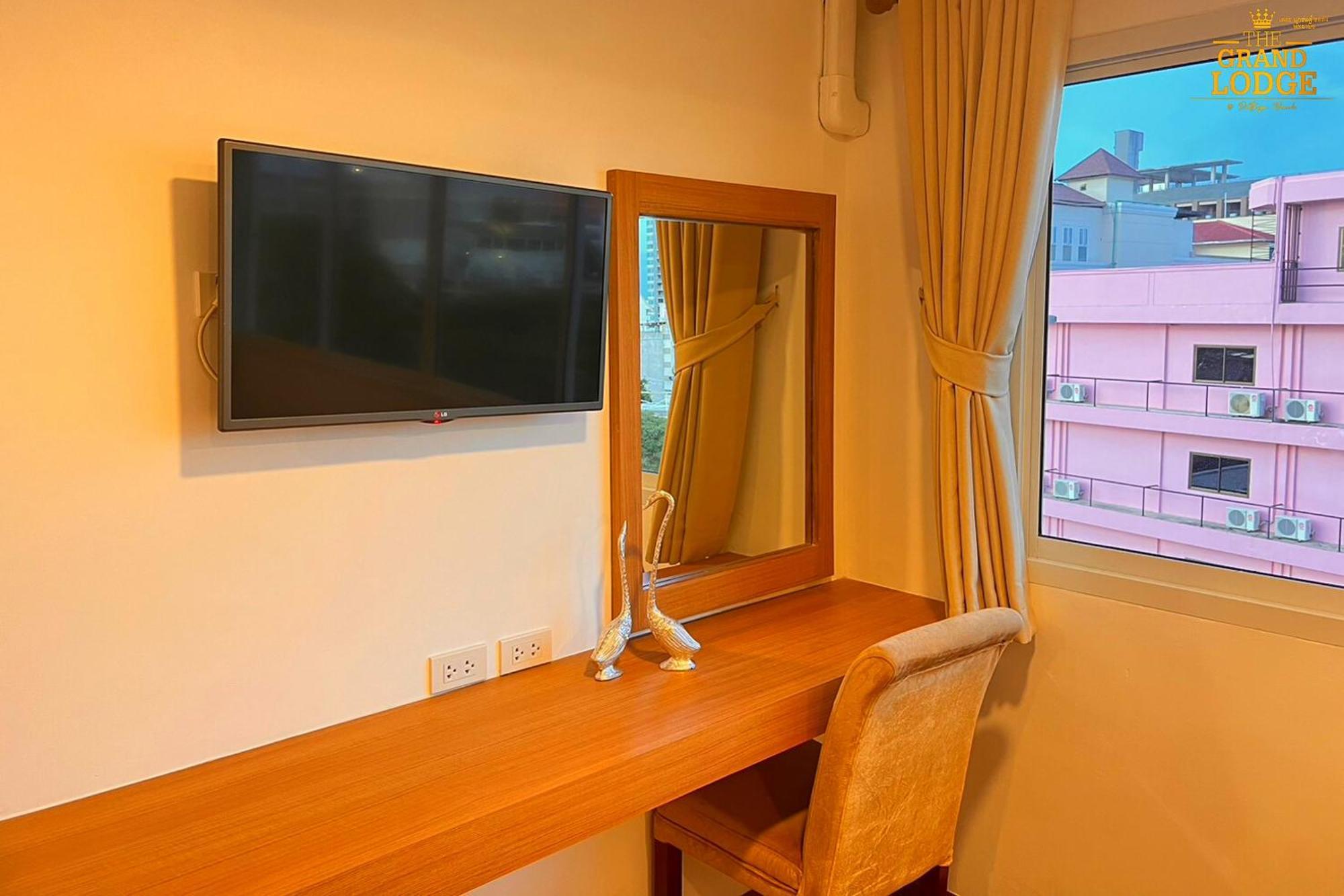 The Grand Hotel Pattaya