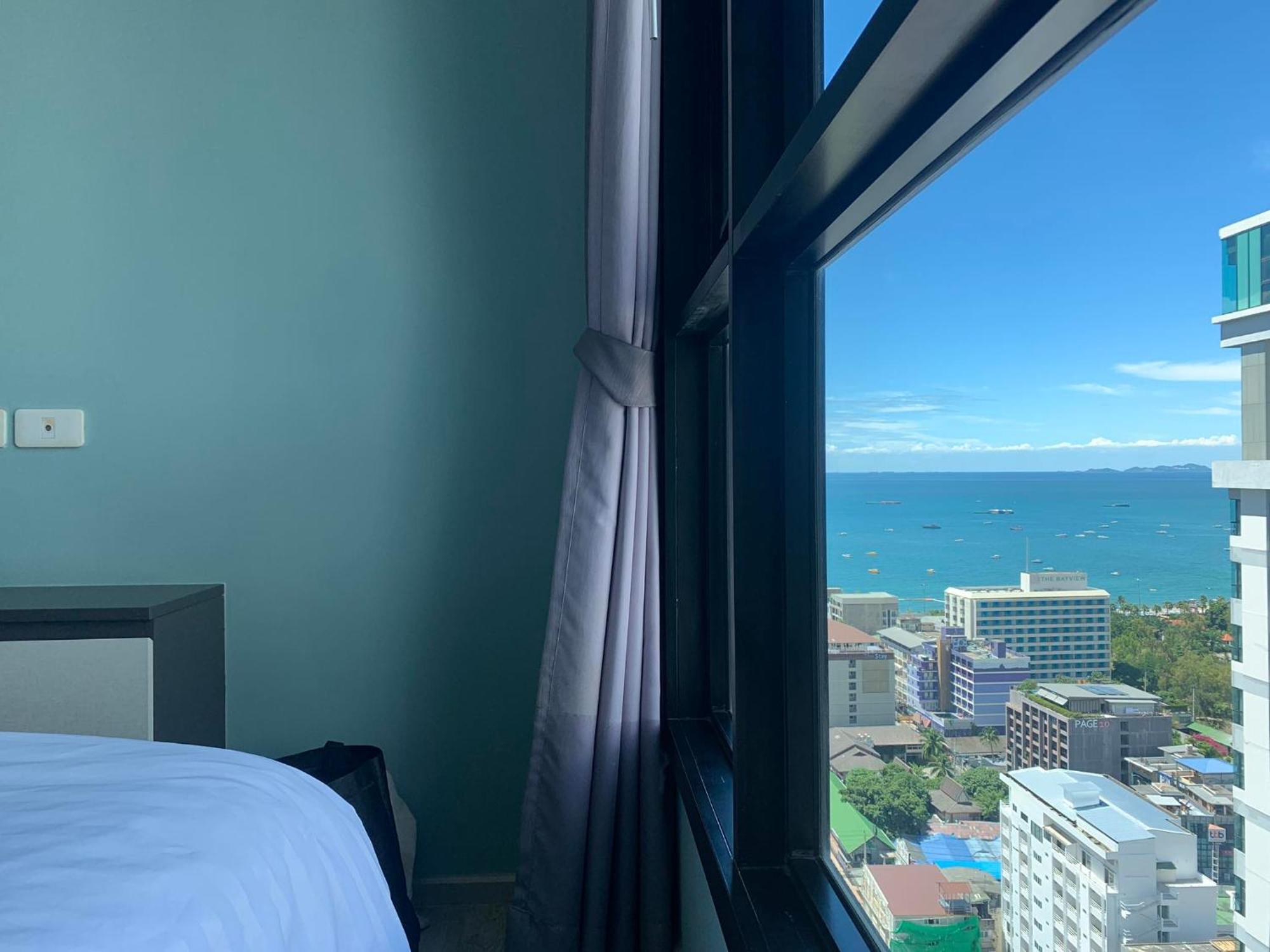 The Base Prime * Pattaya