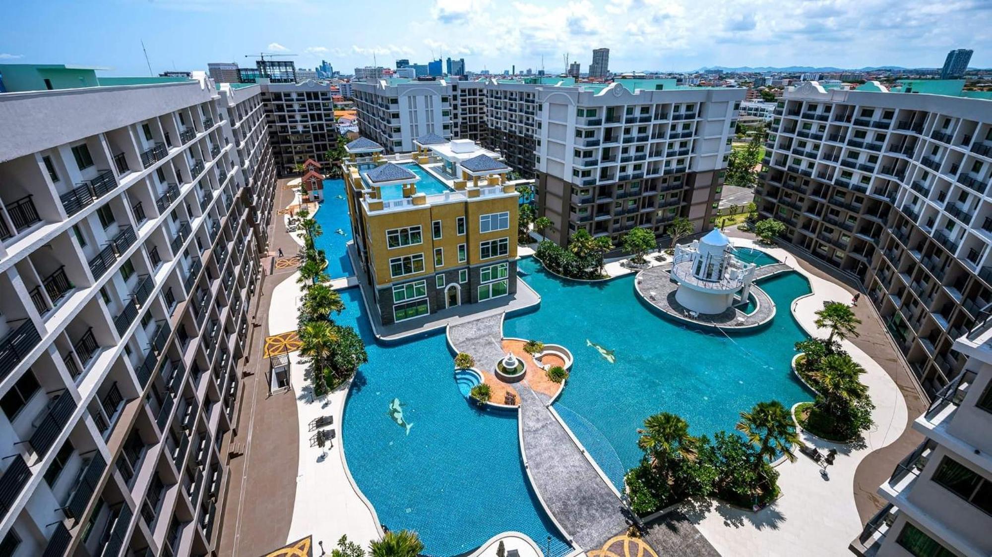 Arcadia Continental In Jomtien โรงแรม *