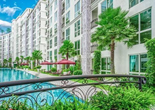 Olympus Garden By Saowanee Pattaya