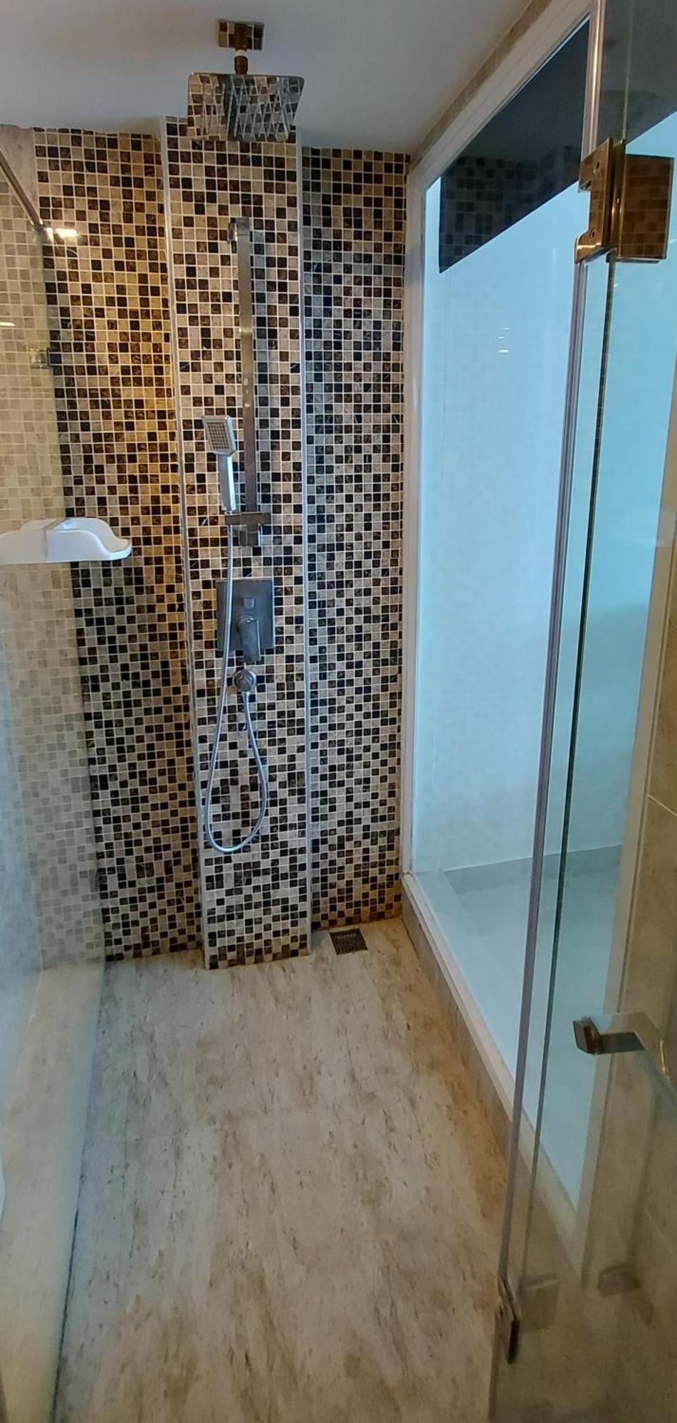Grand Avenue - Pool-view Suite, 55sqm Pangsapuri