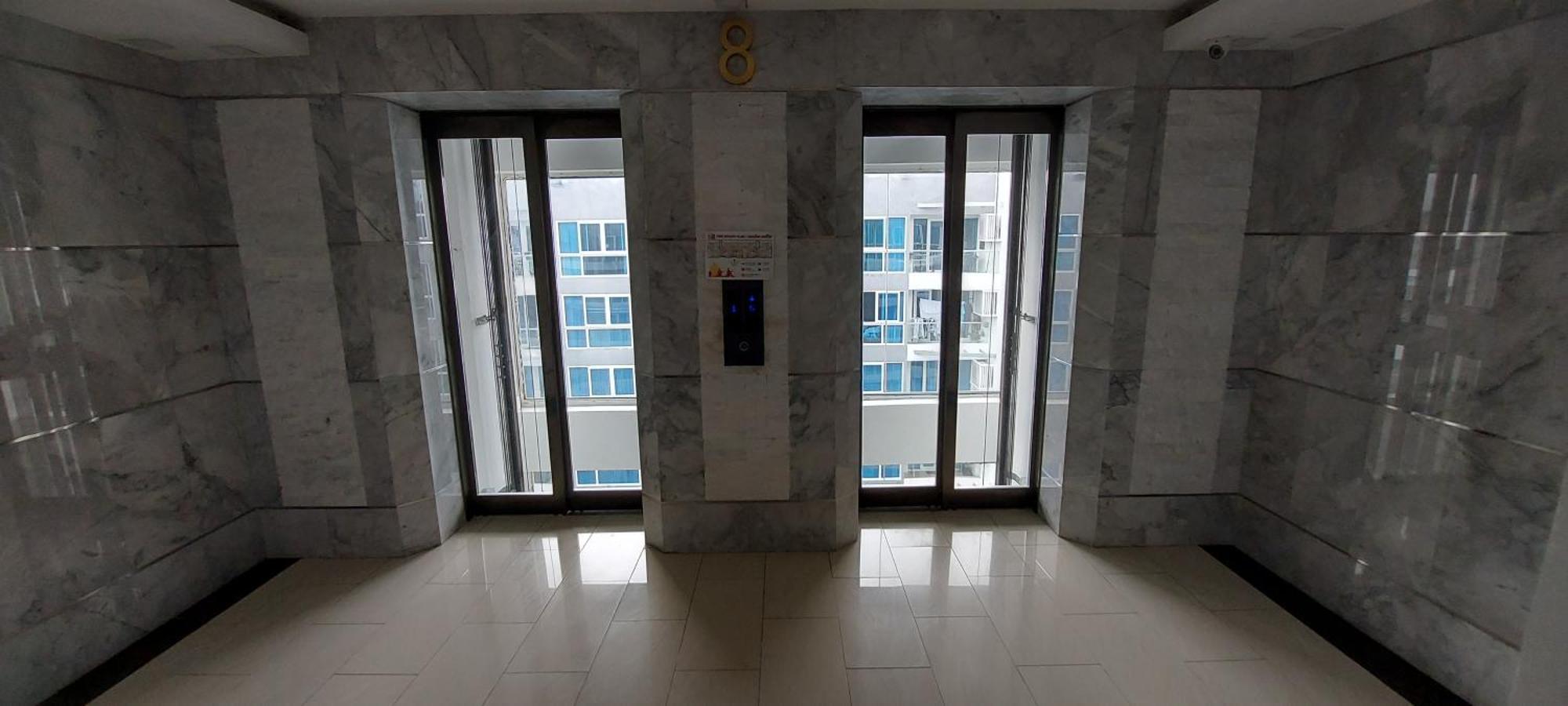 Grand Avenue - Pool-view Suite, 55sqm Apartment Pattaya