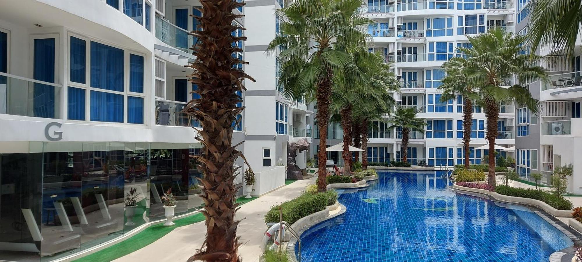 Apartment Grand Avenue - Pool-view Suite, 55sqm Pattaya