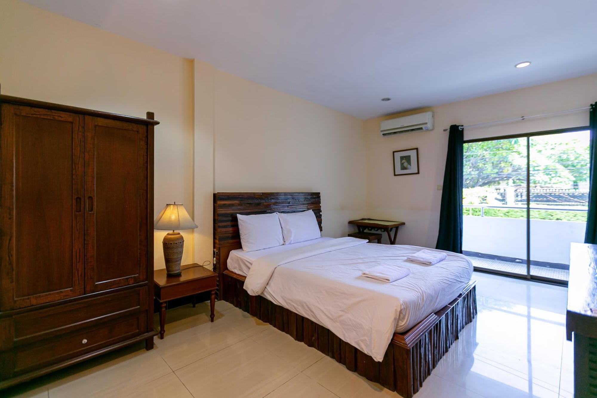 Hotel Deeden 3*