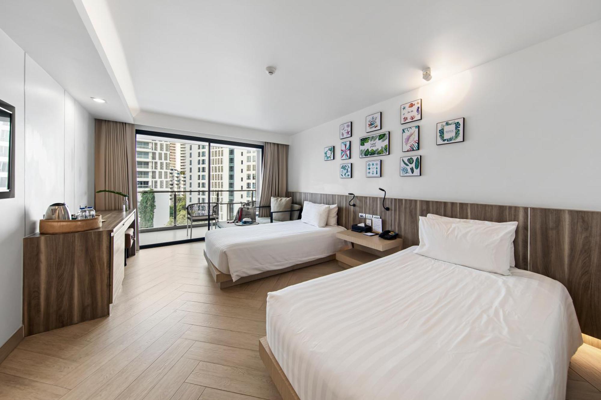 Hotel Golden Tulip Beachfront 5*