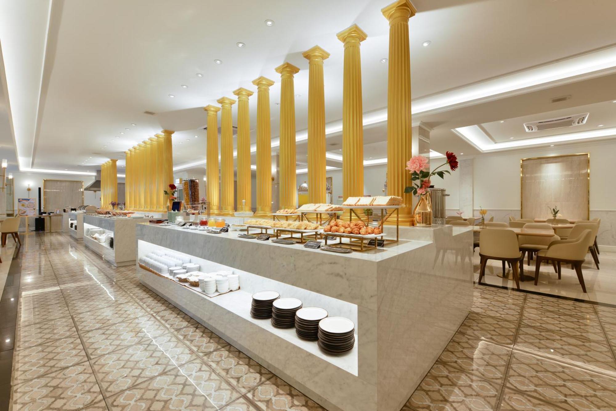 The Beverly Hotel 4*