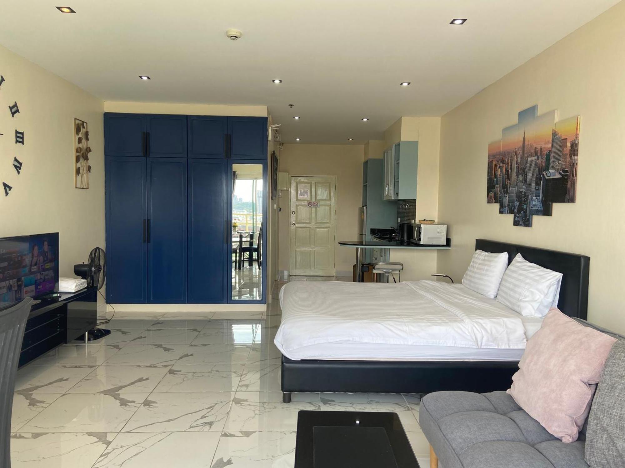 Apartment View Talay6