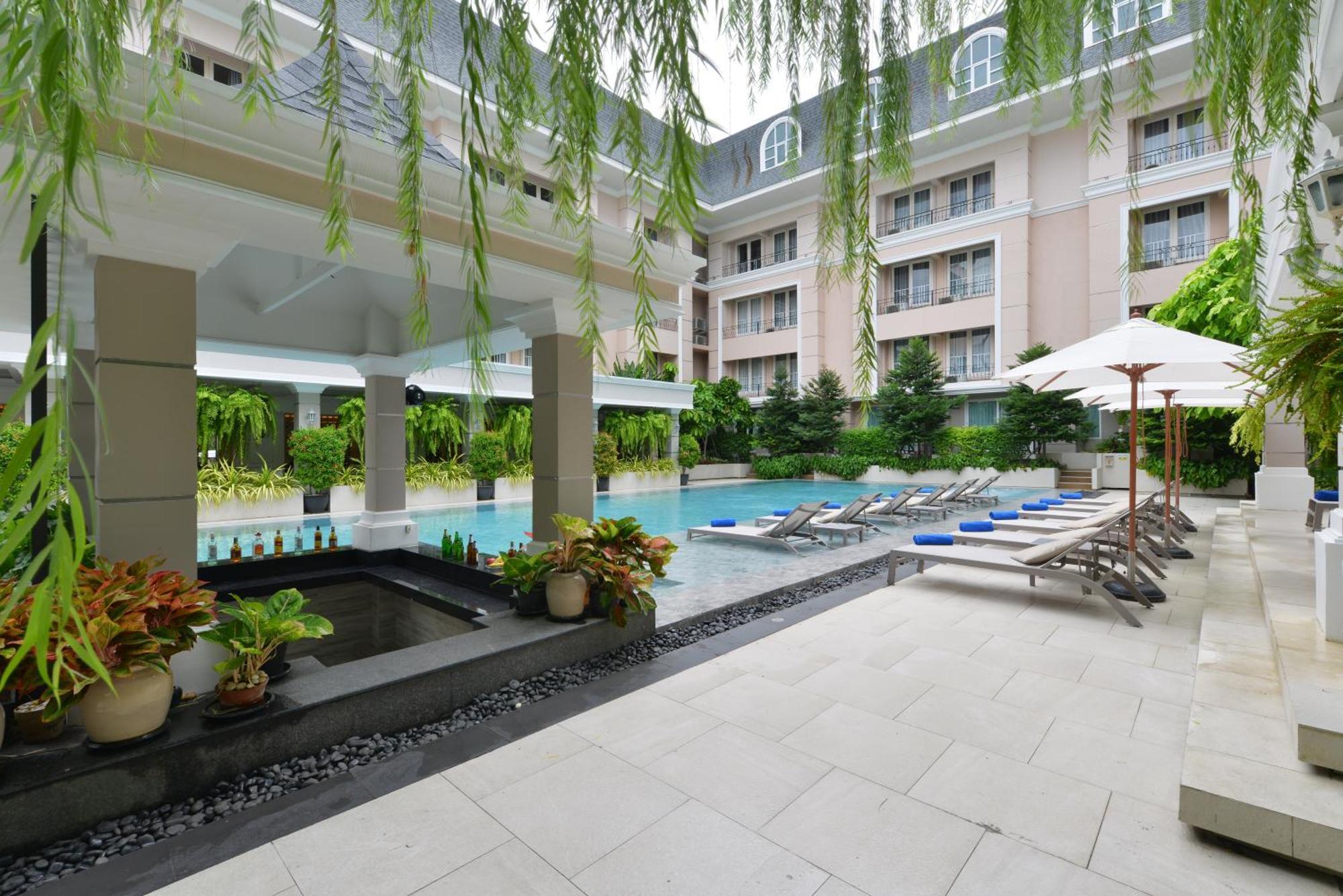 โรงแรม เดอะเบเวอร์ลีโฮเทลพัทยา