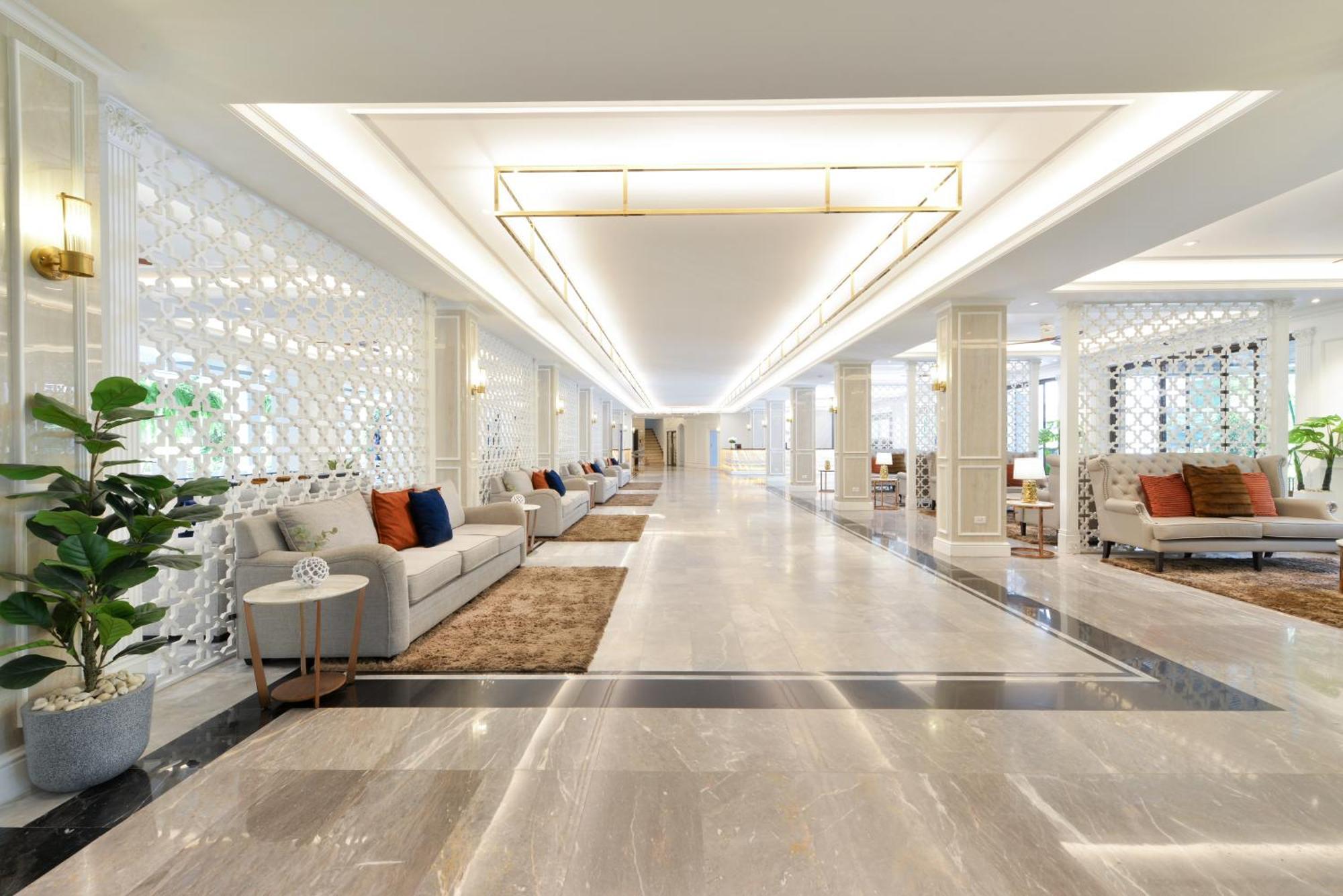 Hotel The Beverly 4*