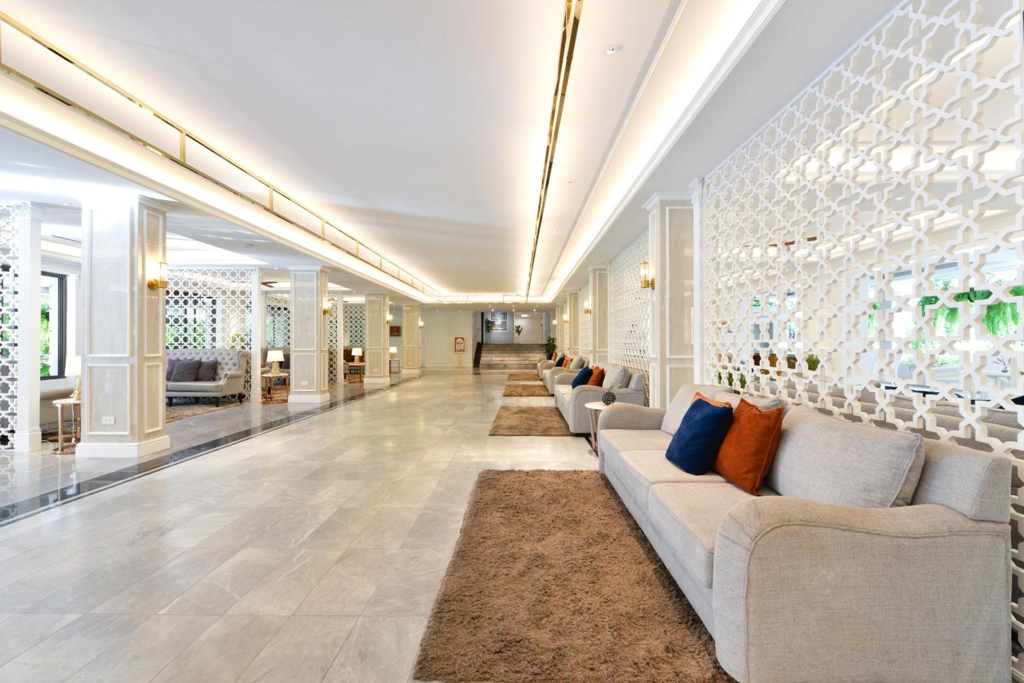 The Beverly 4*