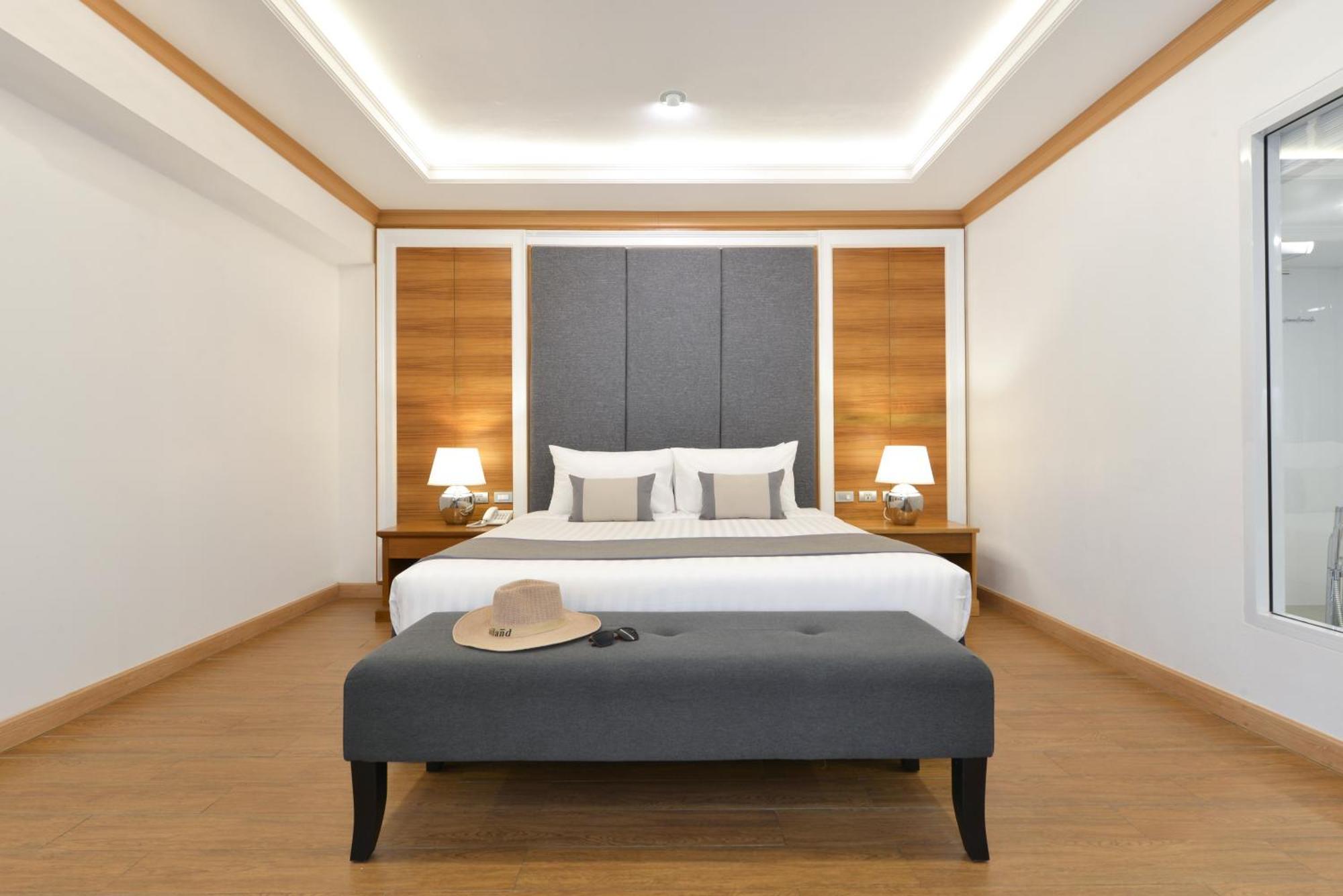 The Beverly 4*